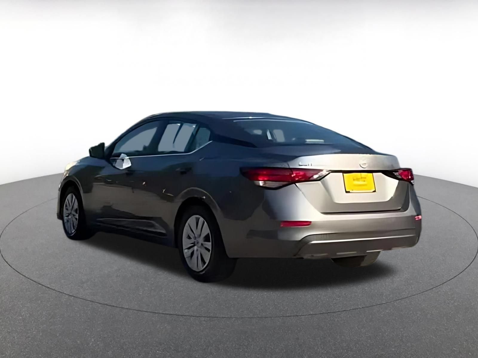 Thumbnail: 2025 Nissan Sentra - 14