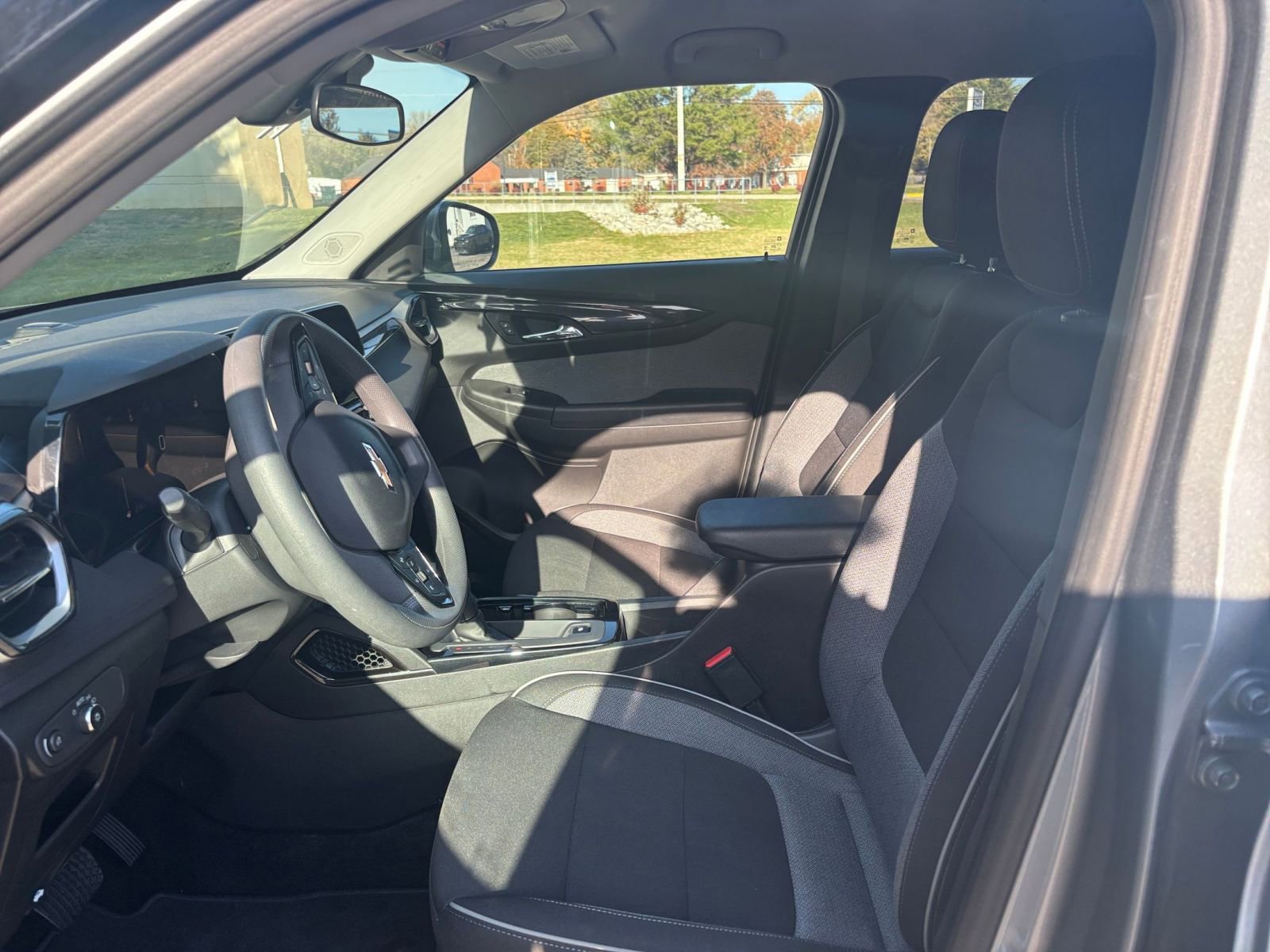 Thumbnail: 2025 Chevrolet TrailBlazer - 24