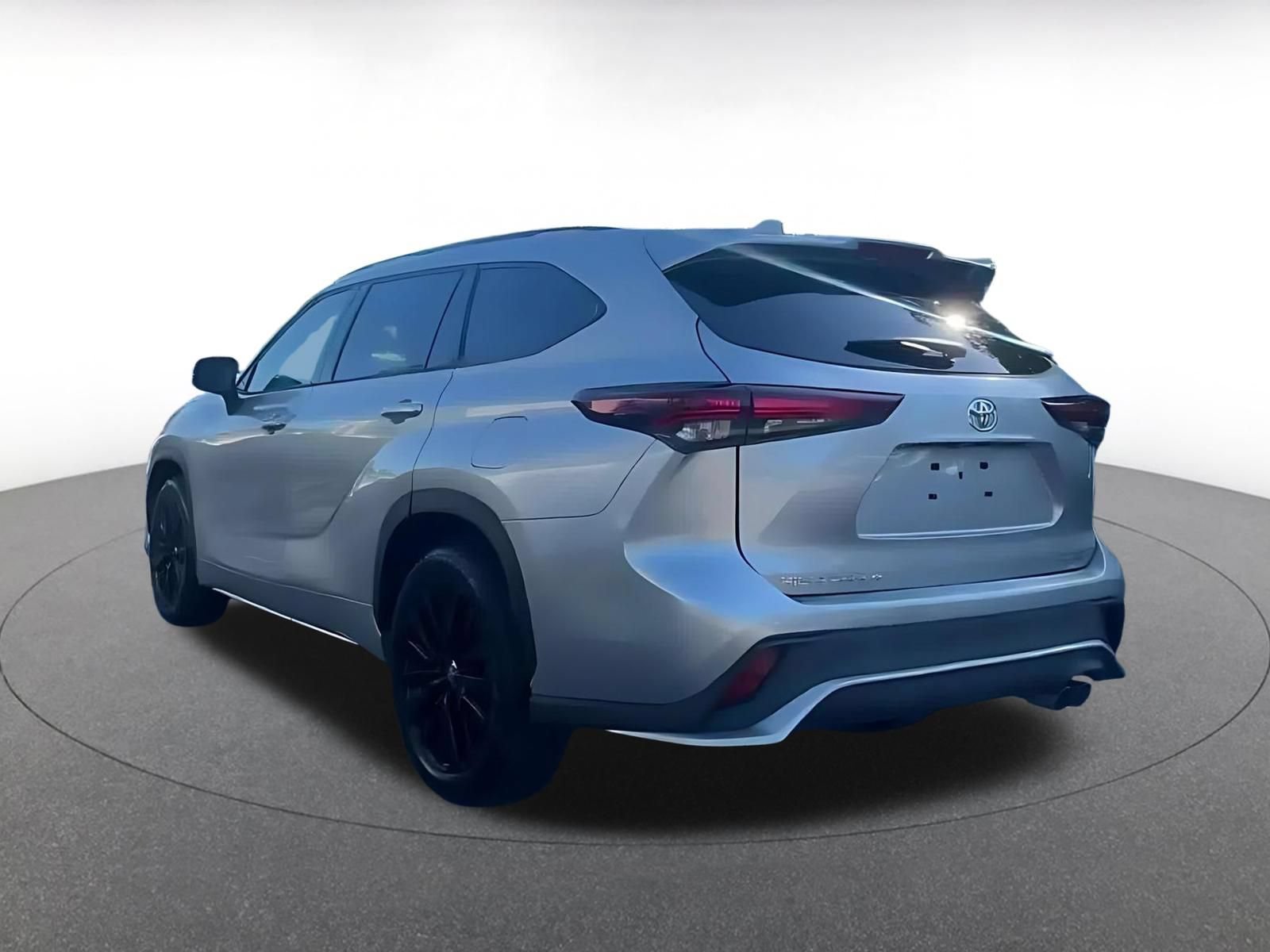 Thumbnail: 2025 Toyota Highlander - 11