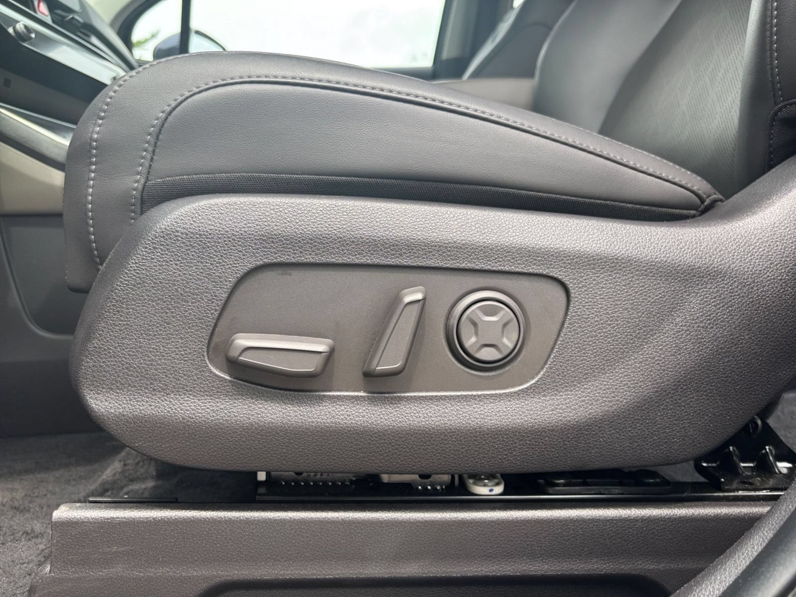 Thumbnail: 2026 Kia Carnival - 23