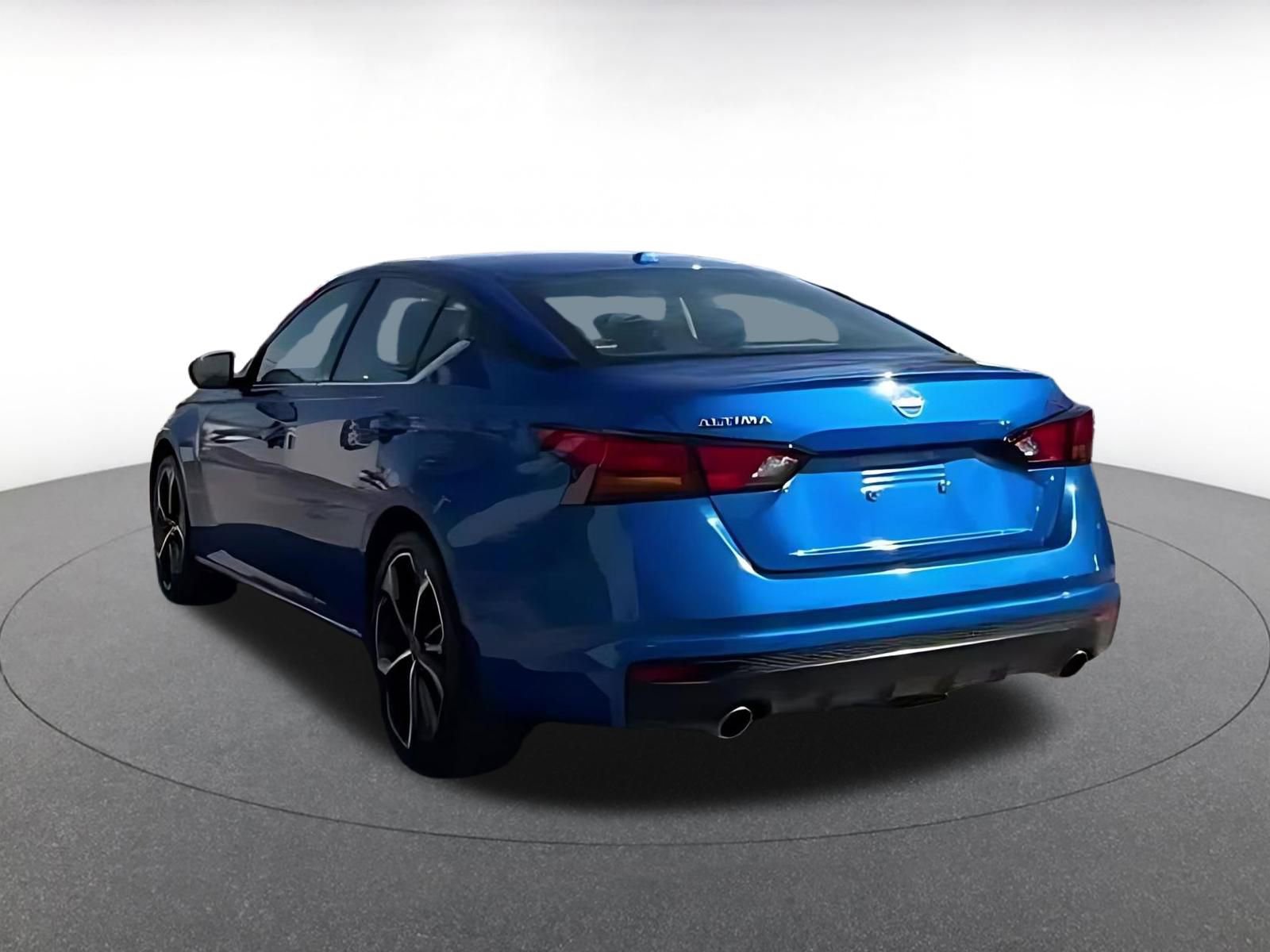 Thumbnail: 2025 Nissan Altima - 10