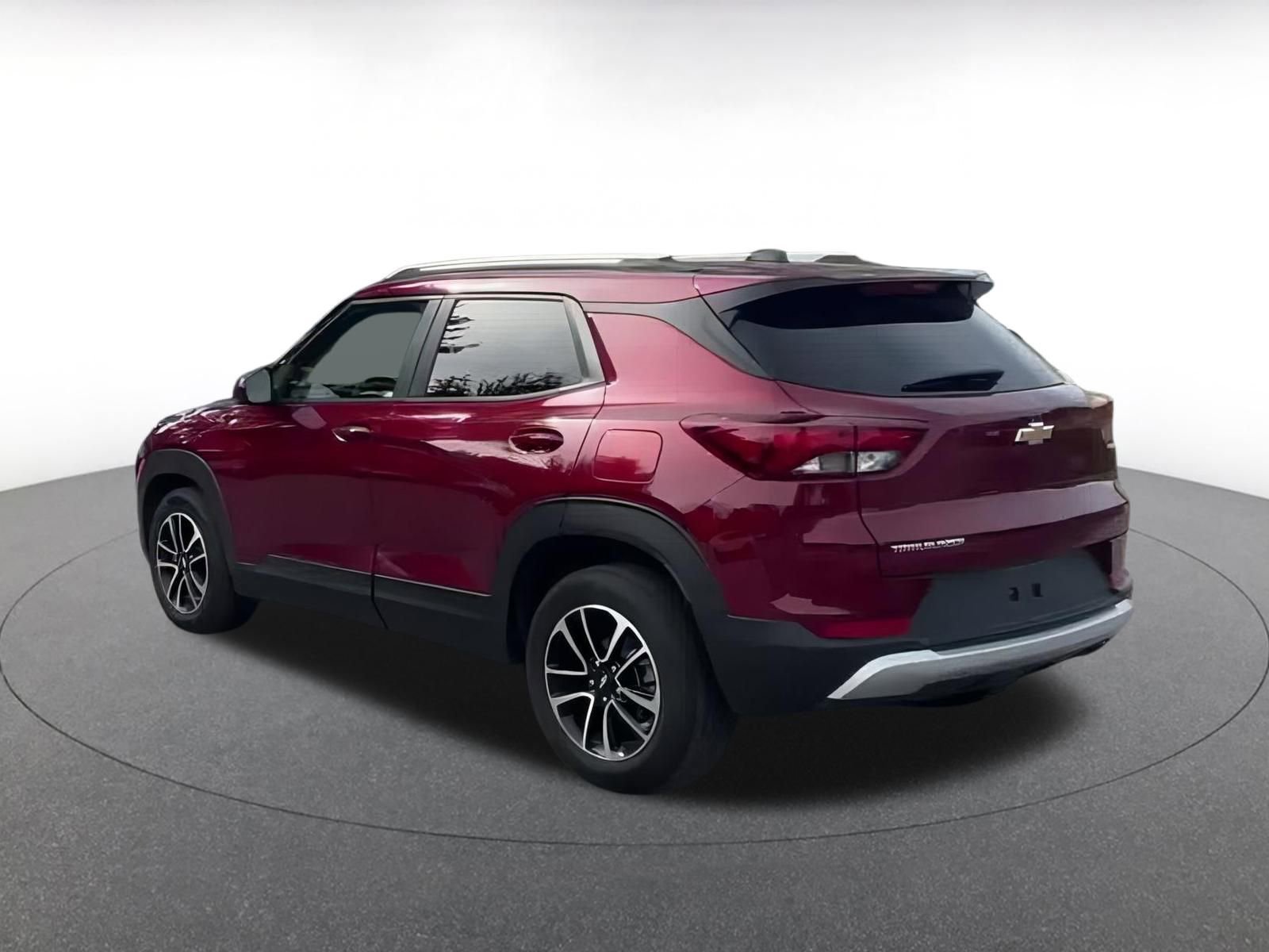 Thumbnail: 2025 Chevrolet TrailBlazer - 9