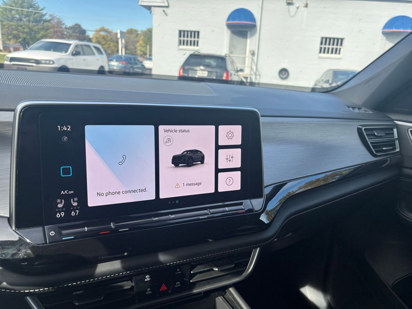 Thumbnail: 2025 Volkswagen Atlas - 33