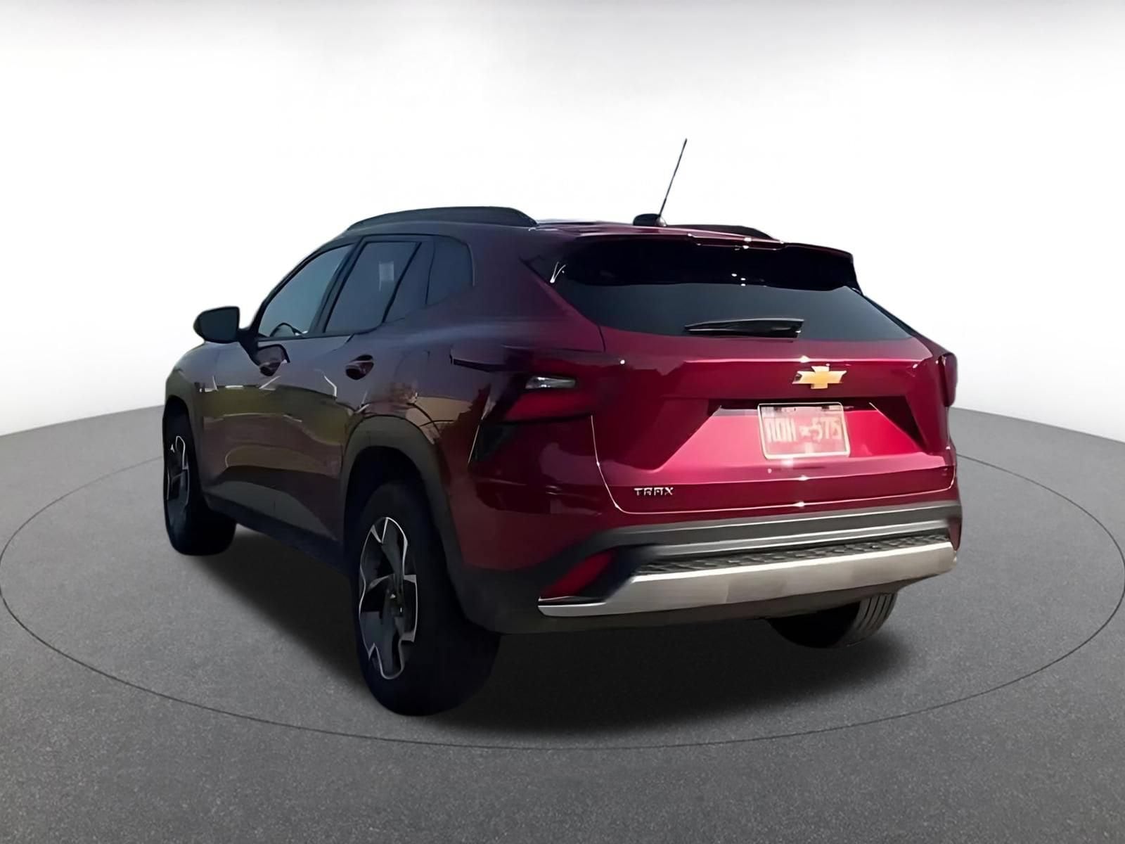 Thumbnail: 2025 Chevrolet Trax - 8