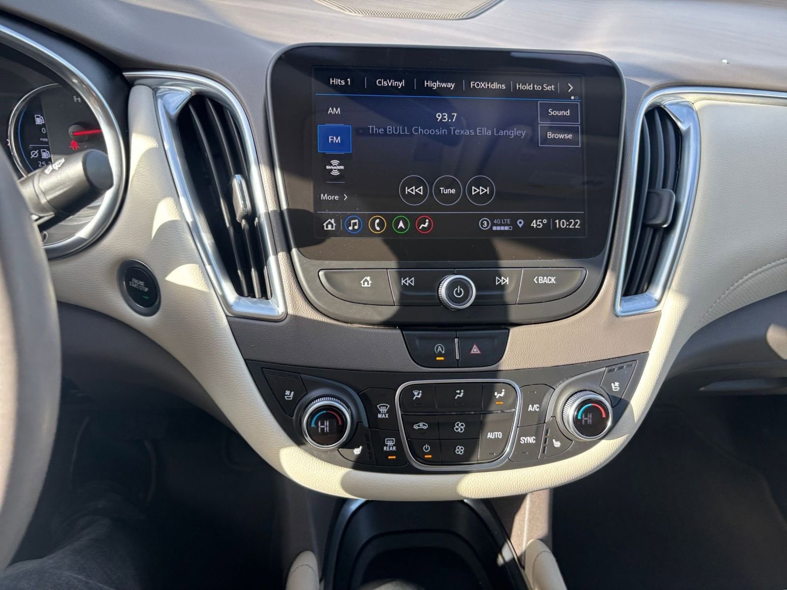 Thumbnail: 2024 Chevrolet Malibu - 18