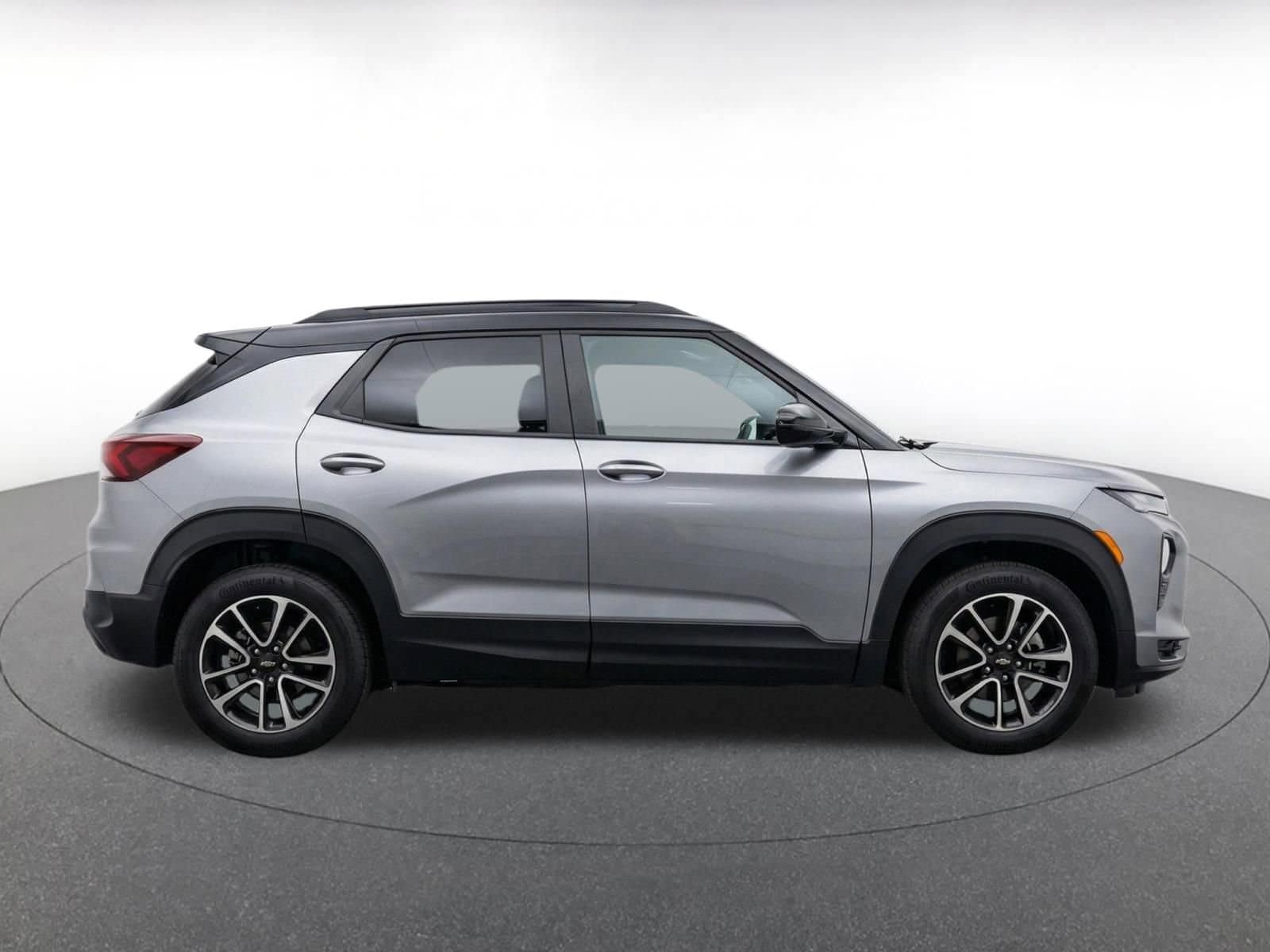 Thumbnail: 2025 Chevrolet TrailBlazer - 10