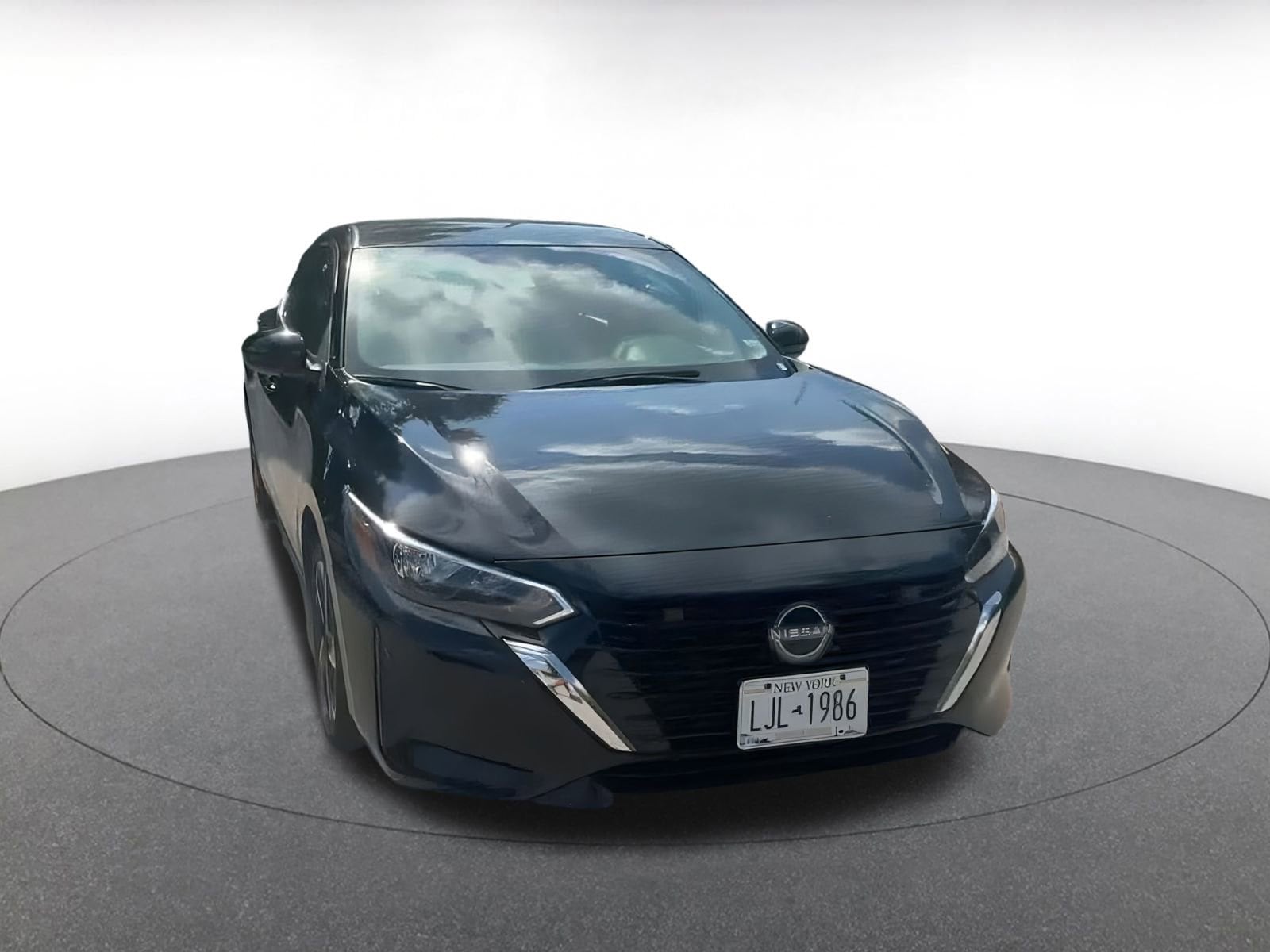 Thumbnail: 2024 Nissan Sentra - 3