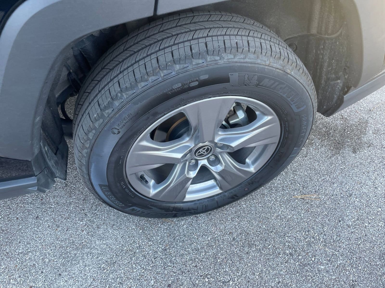 Thumbnail: 2025 Toyota RAV4 - 28