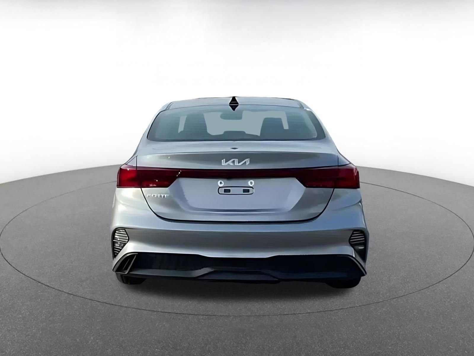 Thumbnail: 2024 Kia Forte - 11