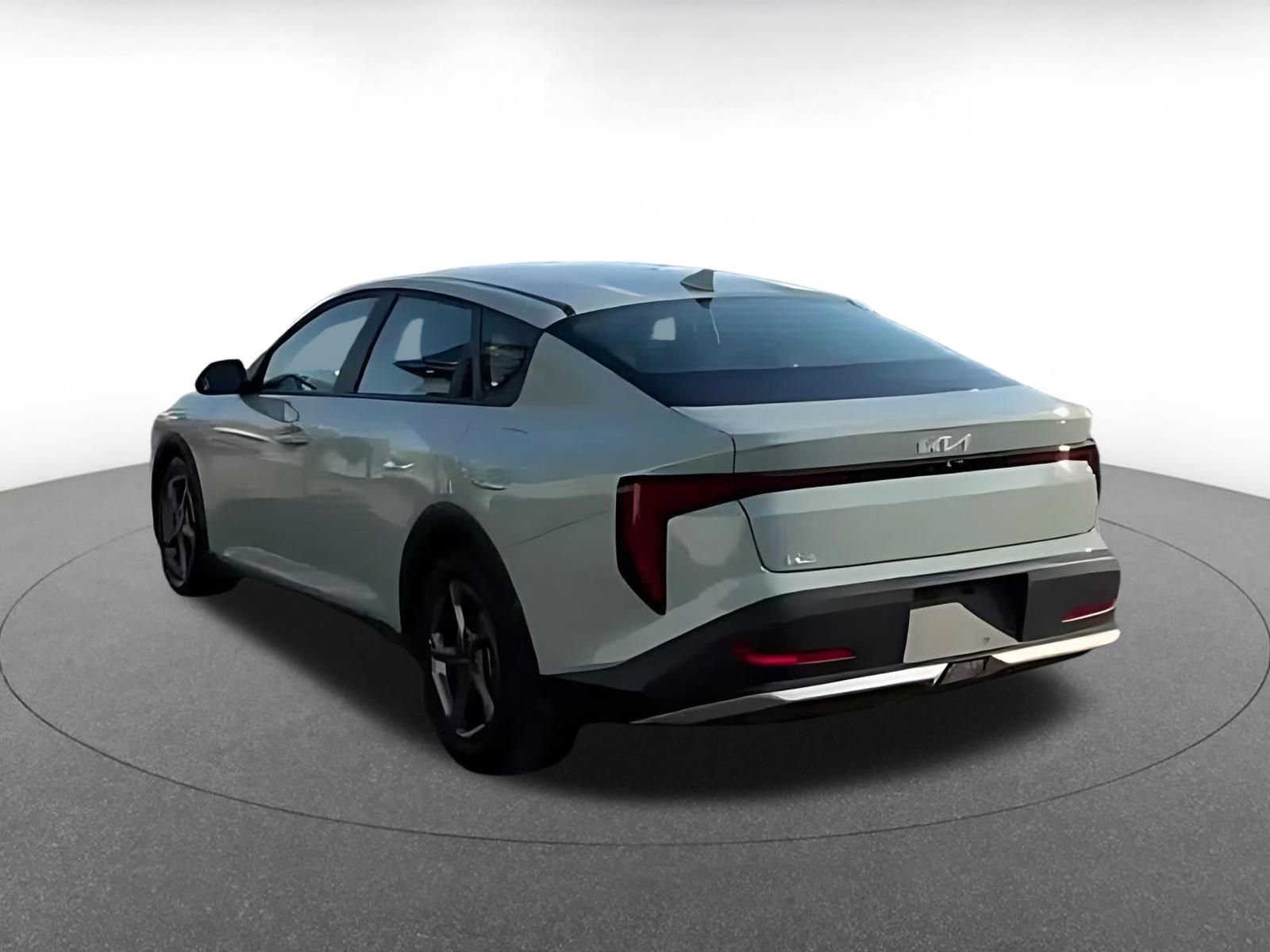 Thumbnail: 2025 Kia K4 - 10