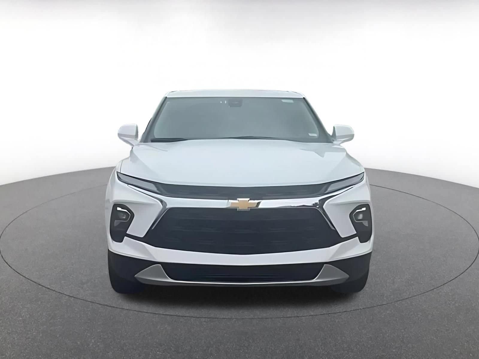 Thumbnail: 2025 Chevrolet Blazer - 4