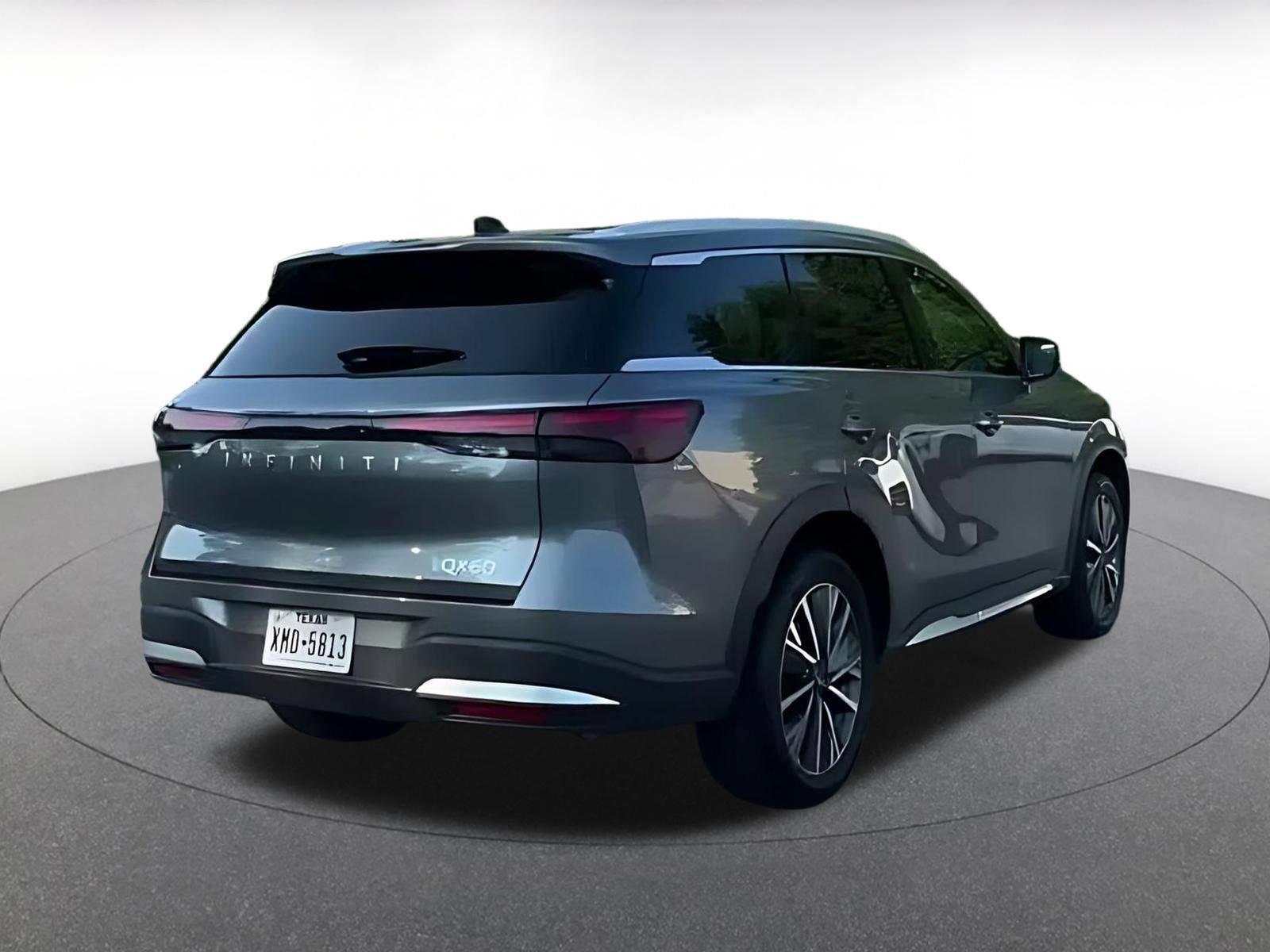 Thumbnail: 2026 INFINITI QX60 - 12