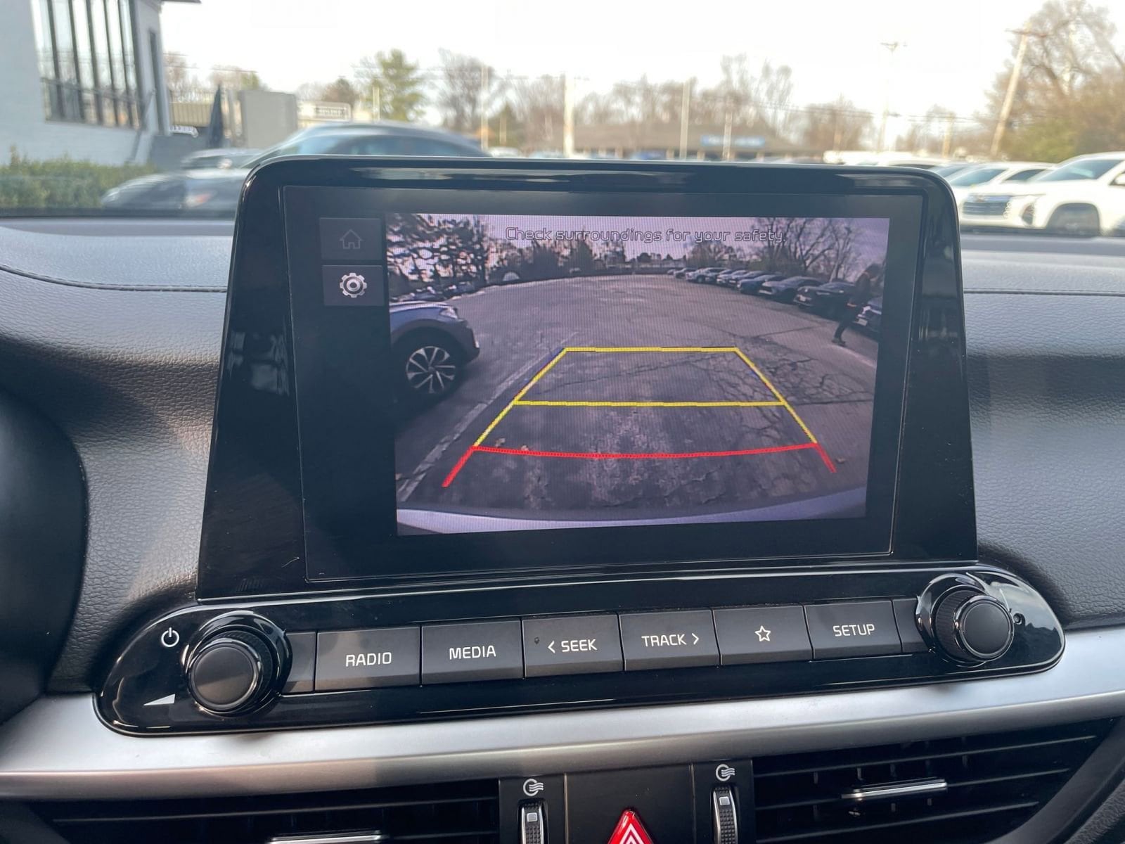 Thumbnail: 2024 Kia Forte - 17