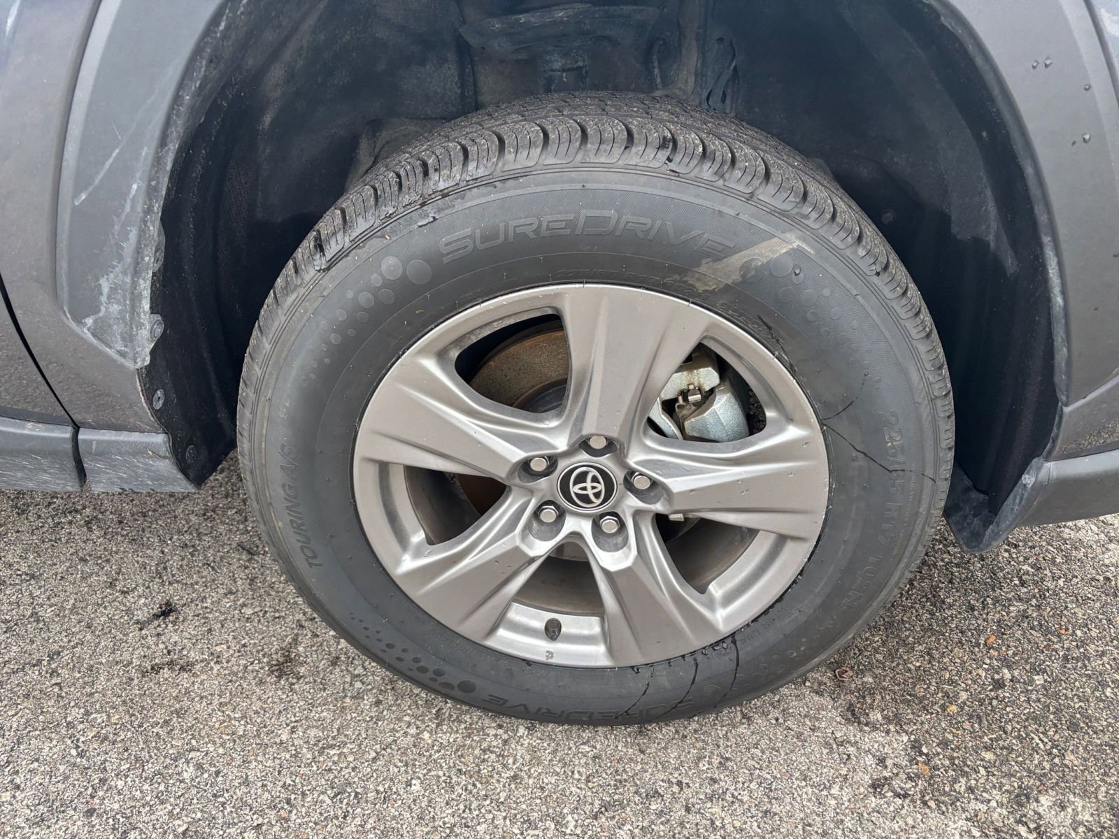 Thumbnail: 2025 Toyota RAV4 - 28