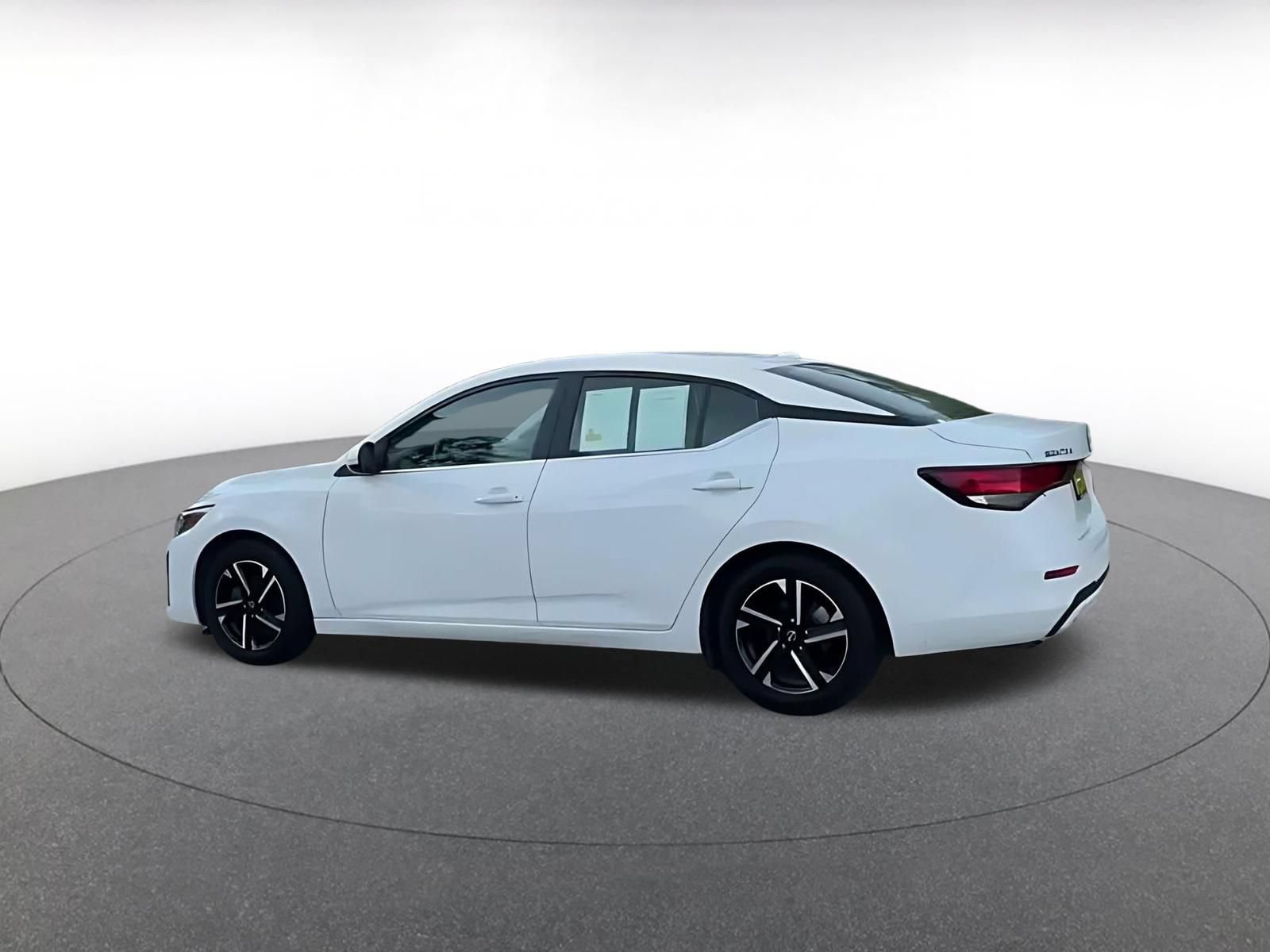 Thumbnail: 2025 Nissan Sentra - 9