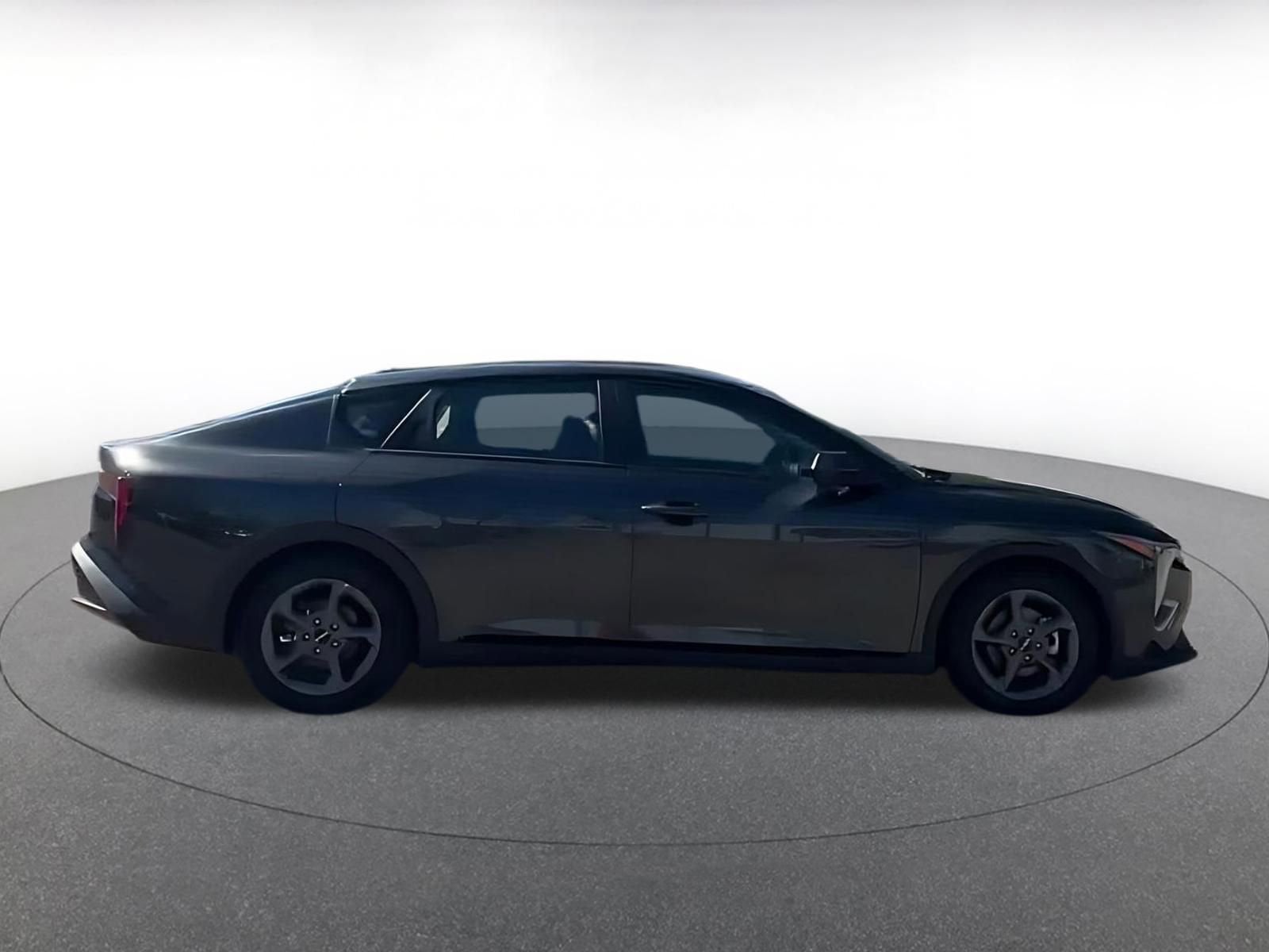 Thumbnail: 2025 Kia K4 - 12
