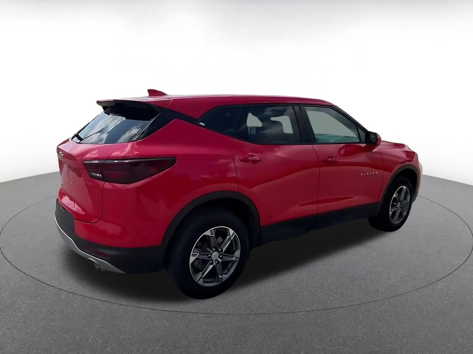 Thumbnail: 2026 Chevrolet Blazer - 13