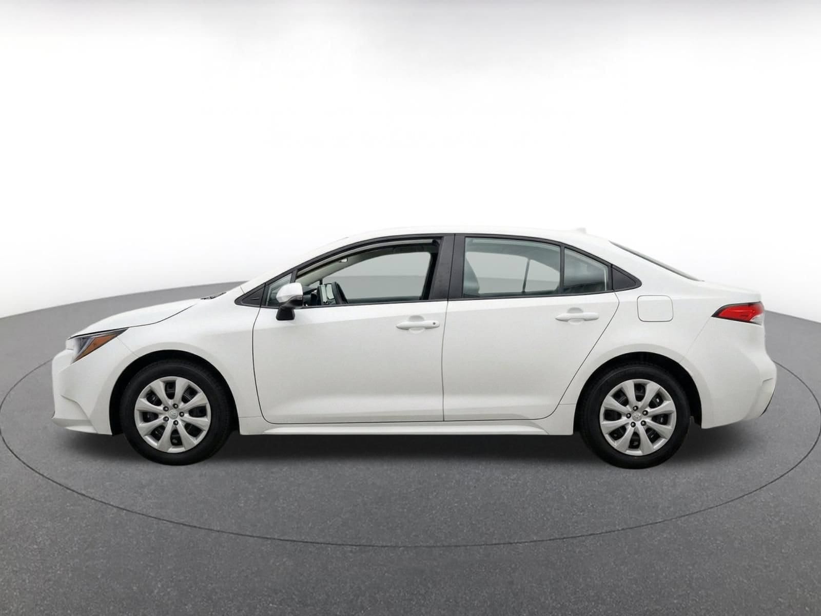 Thumbnail: 2025 Toyota Corolla - 4