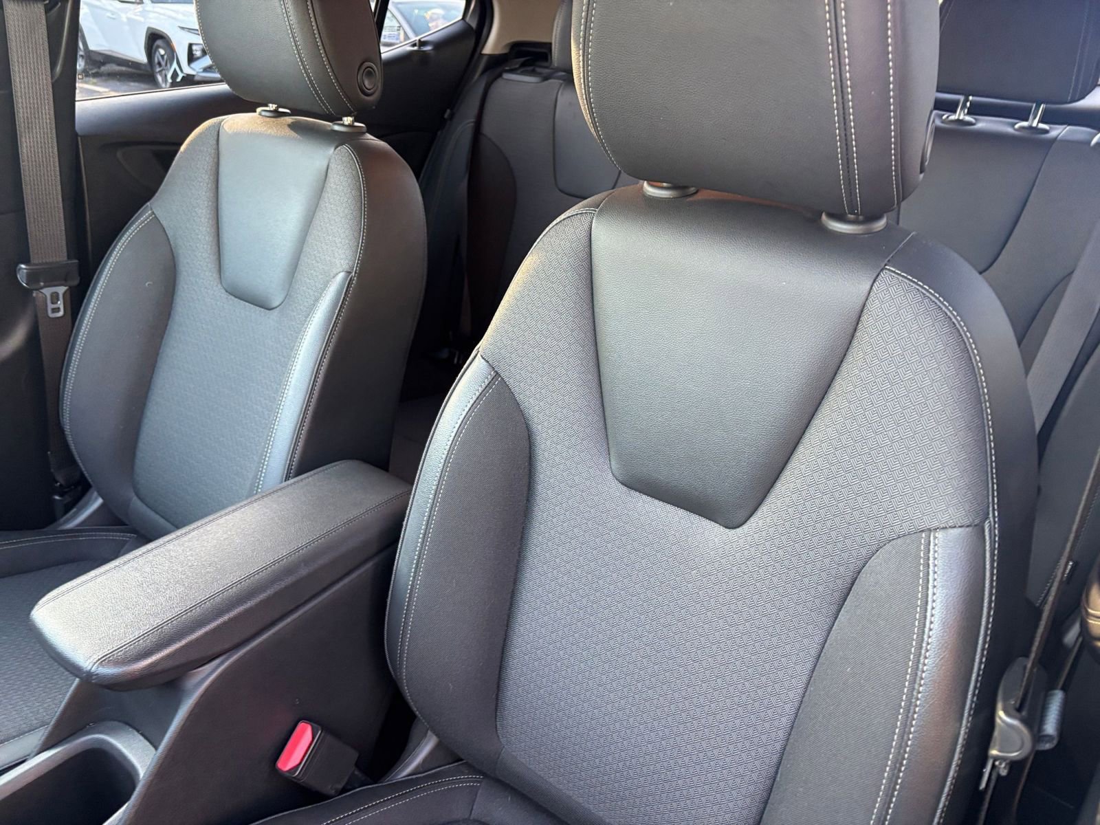 Thumbnail: 2025 Buick Encore GX - 35