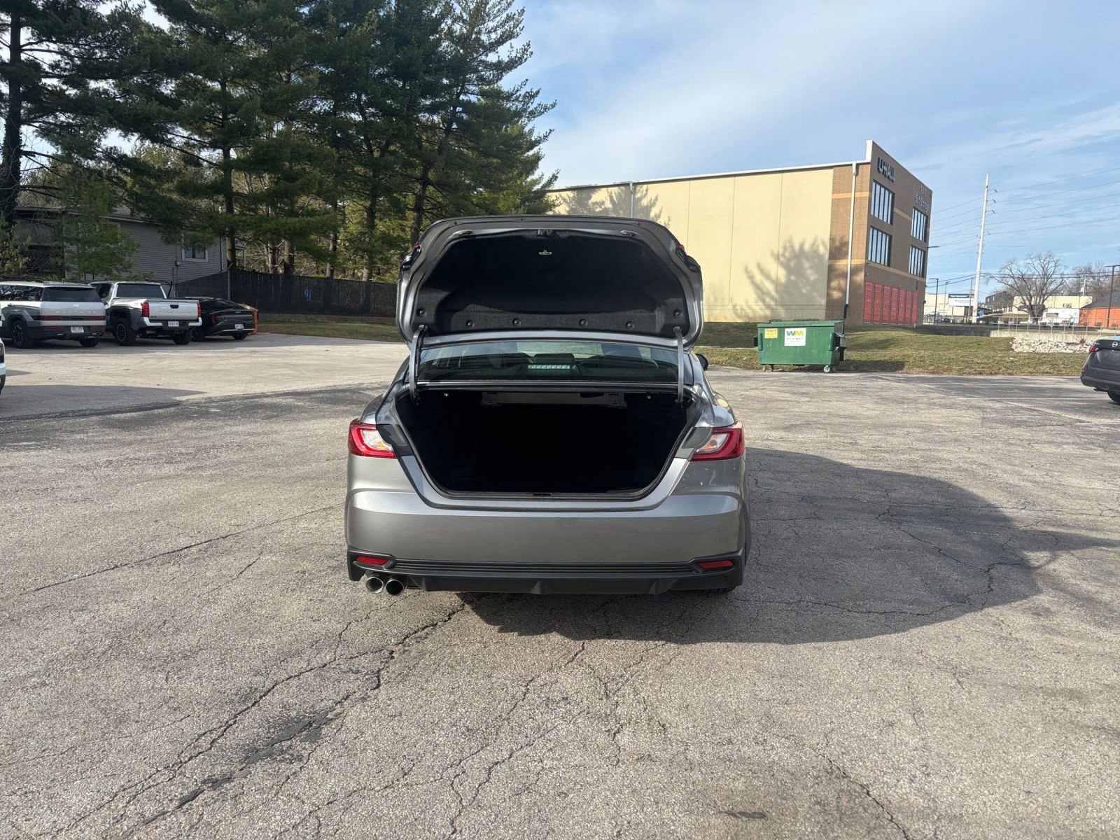 Thumbnail: 2025 Toyota Camry - 29