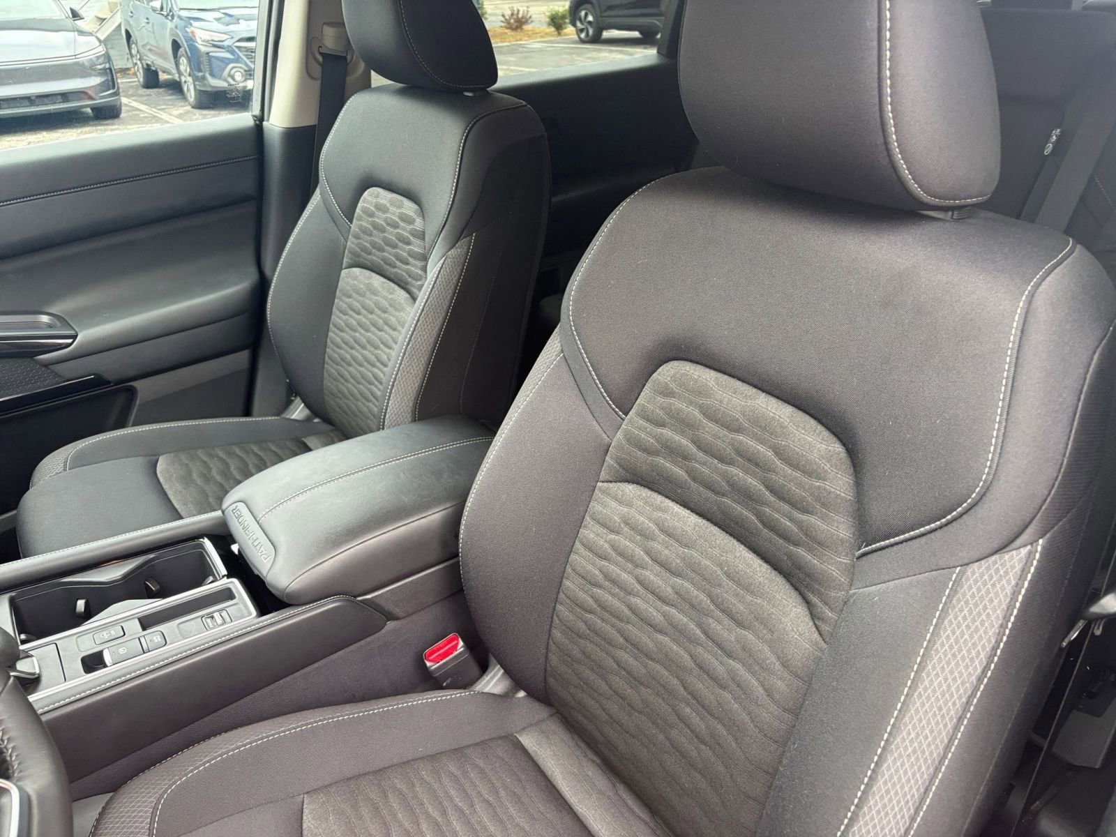 Thumbnail: 2025 Nissan Pathfinder - 34