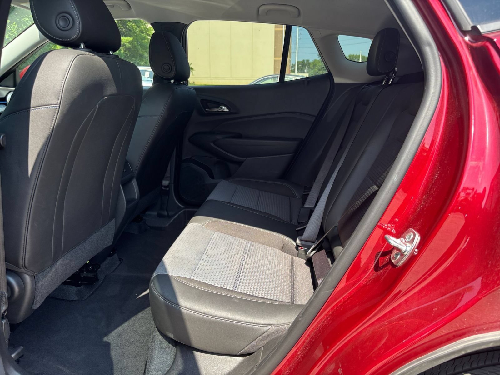 Thumbnail: 2025 Chevrolet Trax - 24