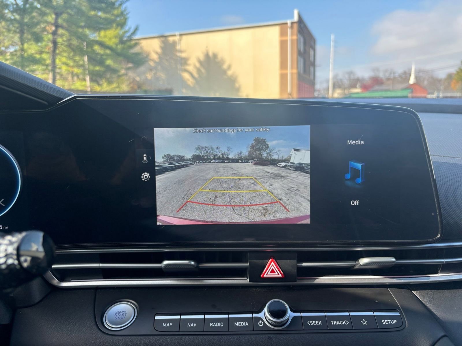 Thumbnail: 2025 Hyundai Elantra - 18