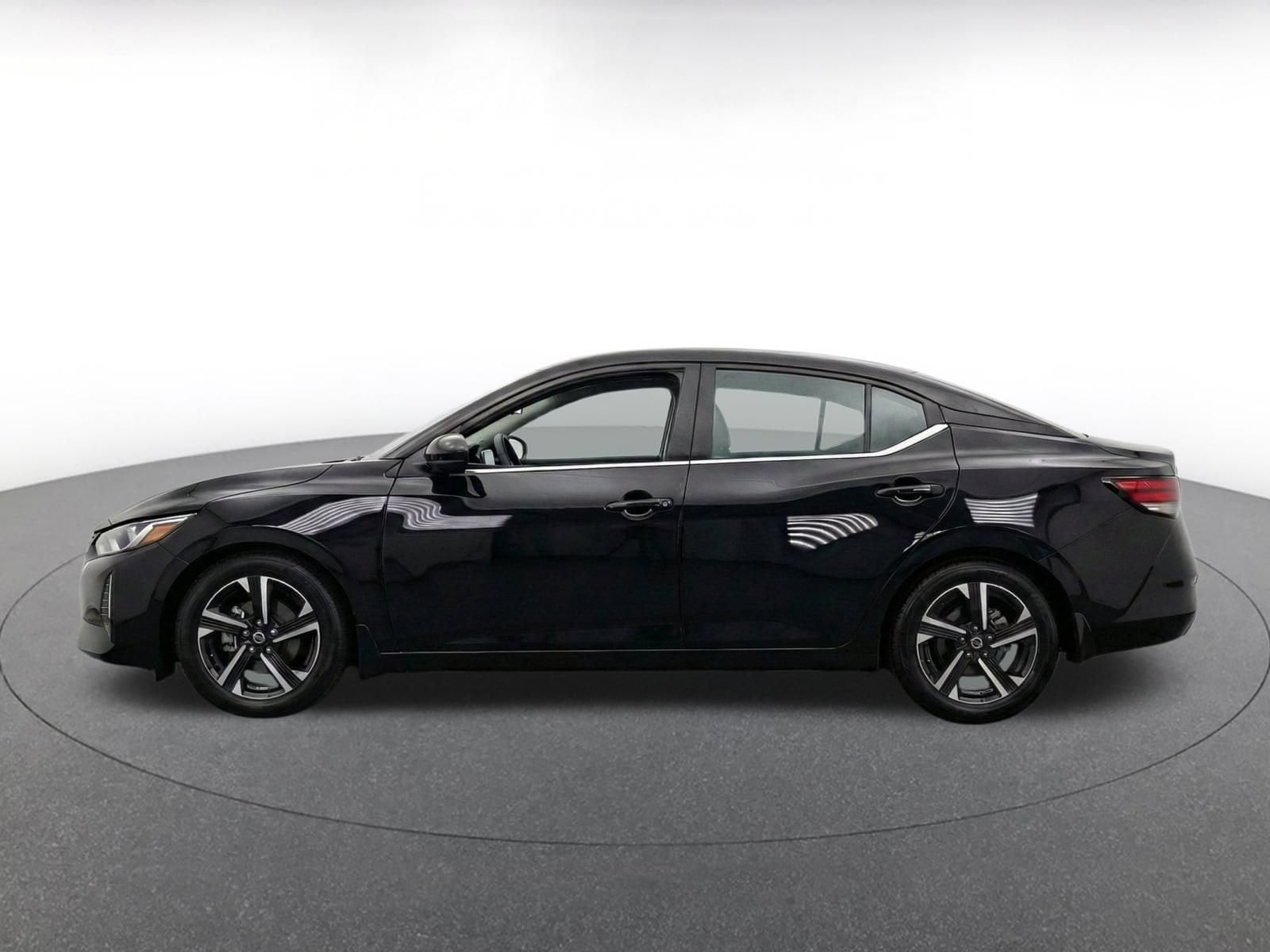 Thumbnail: 2025 Nissan Sentra - 4