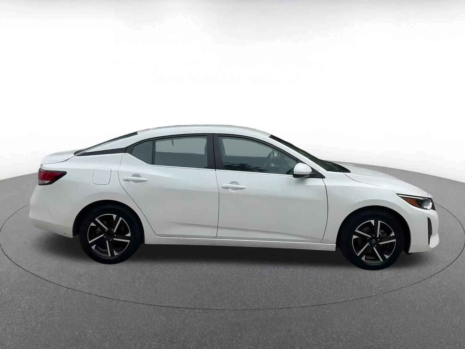 2024 Nissan Sentra SV 16