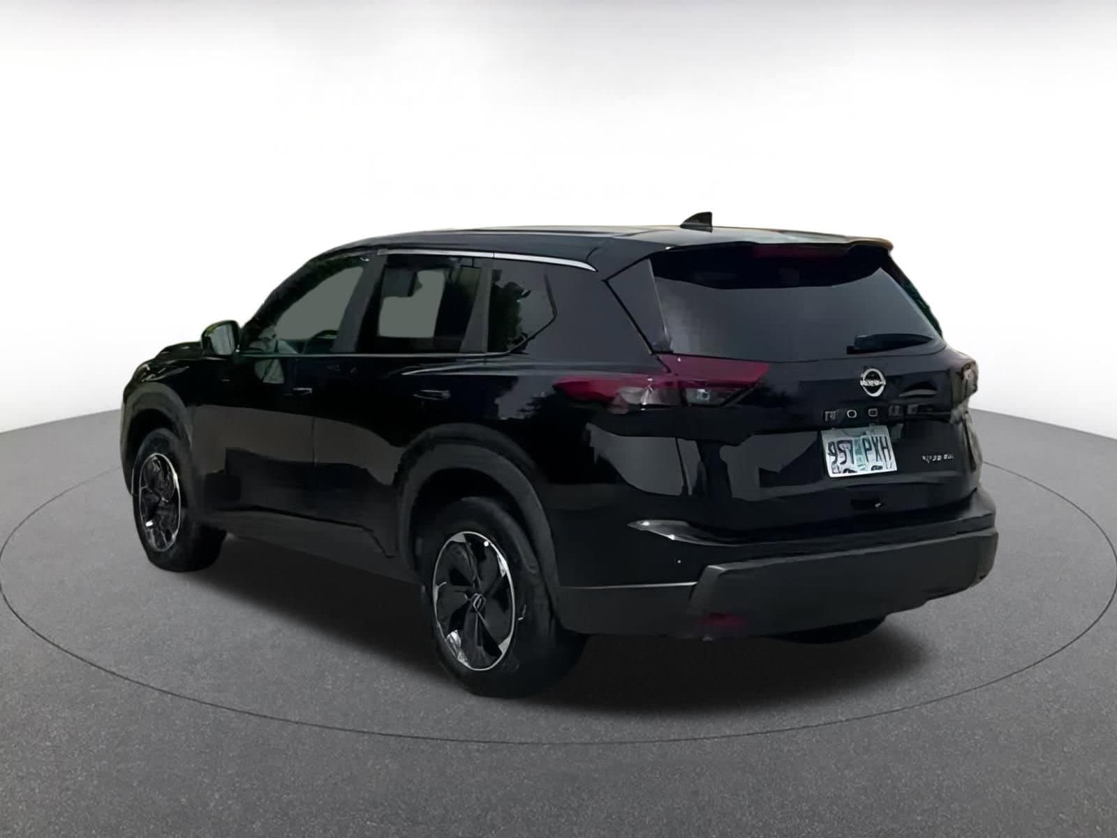 2024 Nissan Rogue SV 11