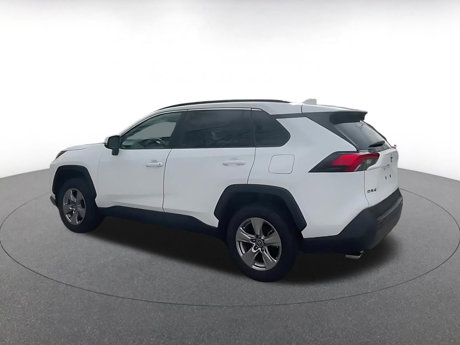 Thumbnail: 2025 Toyota RAV4 - 10