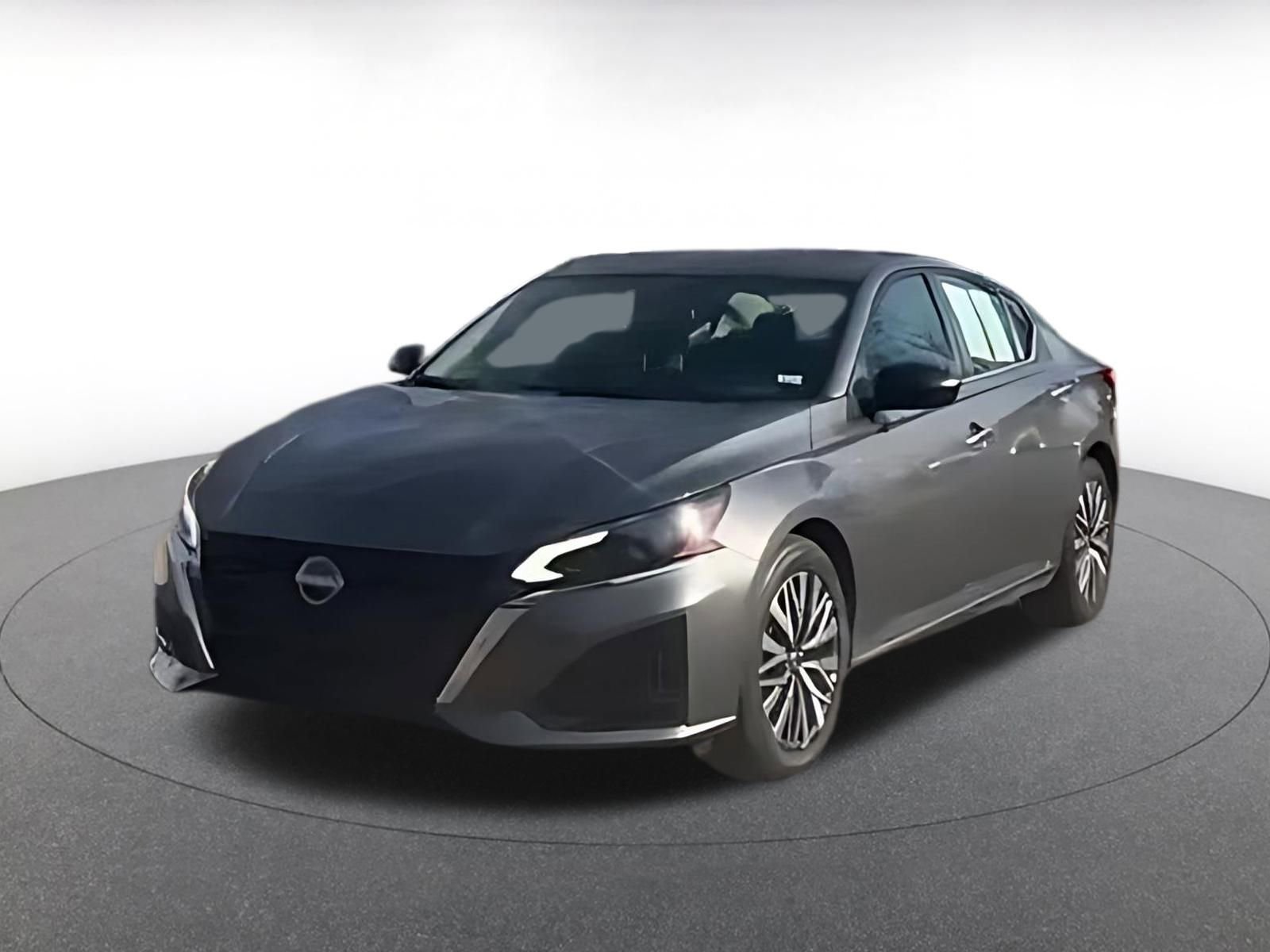 Thumbnail: 2025 Nissan Altima - 2