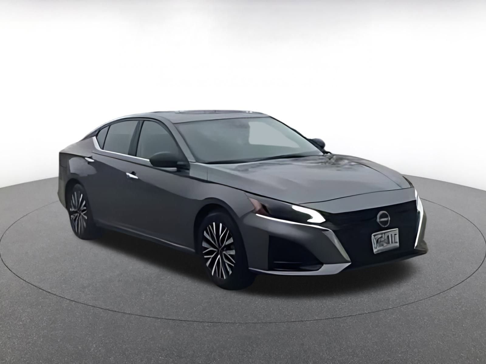 Thumbnail: 2025 Nissan Altima - 11