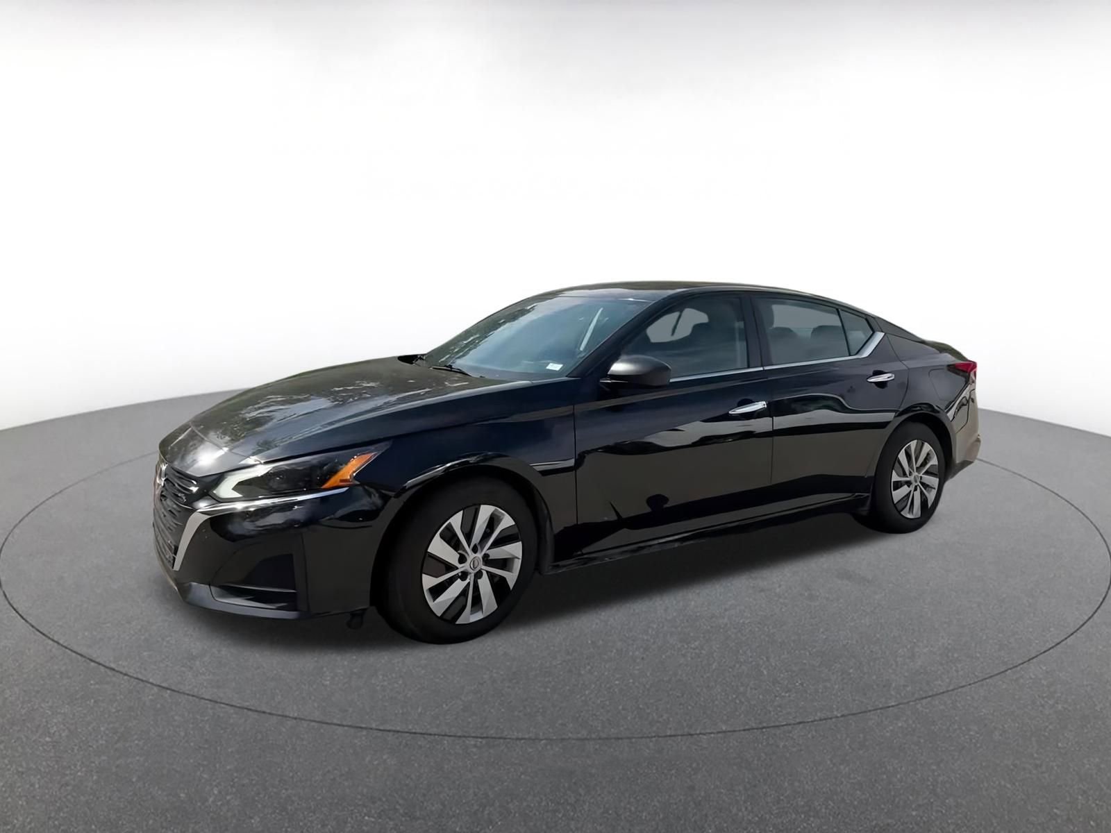 Thumbnail: 2024 Nissan Altima - 8