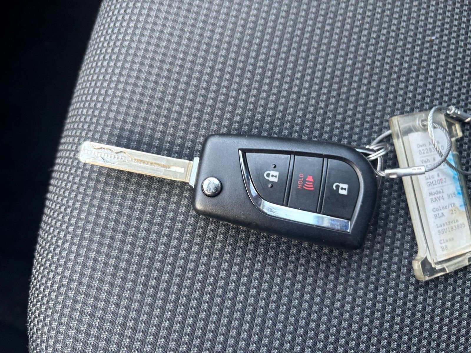 Thumbnail: 2025 Toyota RAV4 - 22