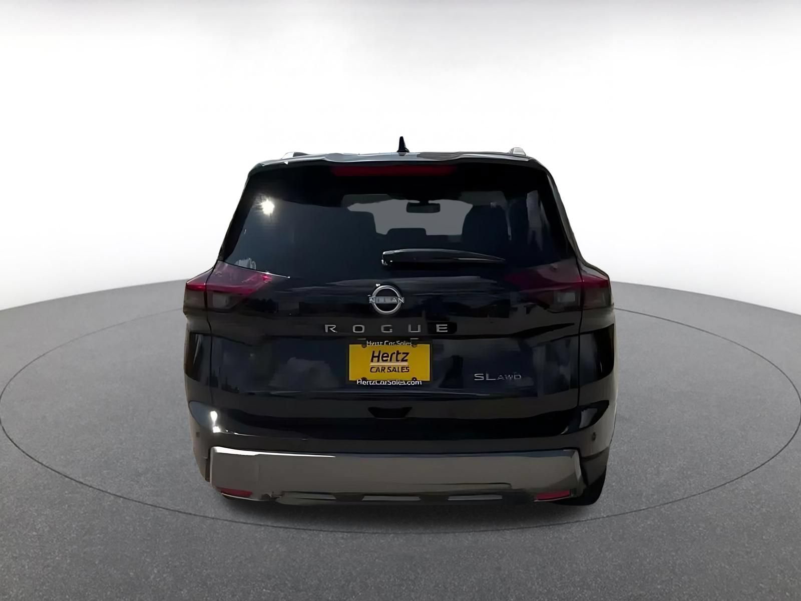 Thumbnail: 2026 Nissan Rogue - 12