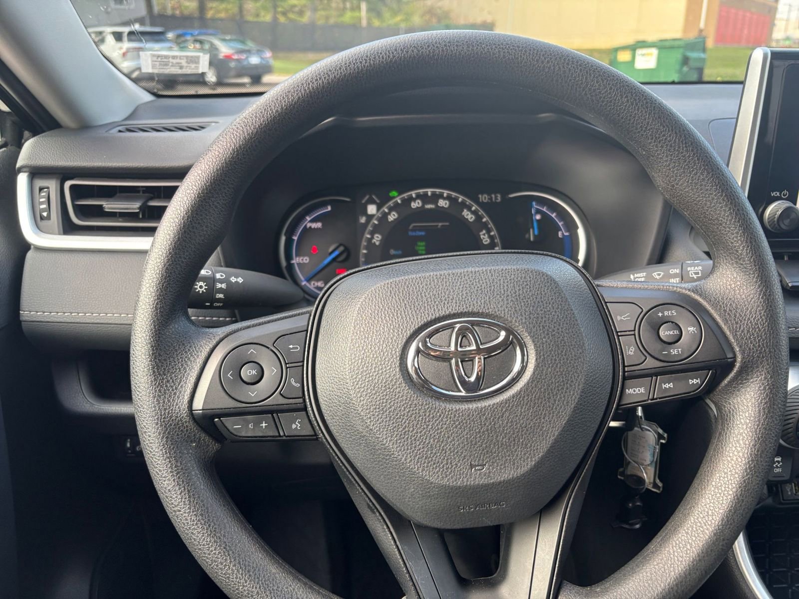 Thumbnail: 2025 Toyota RAV4 - 32