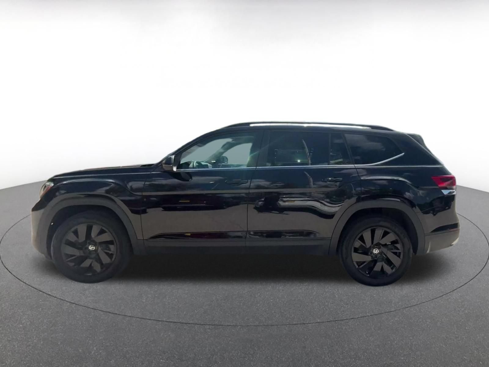 Thumbnail: 2026 Volkswagen Atlas - 9