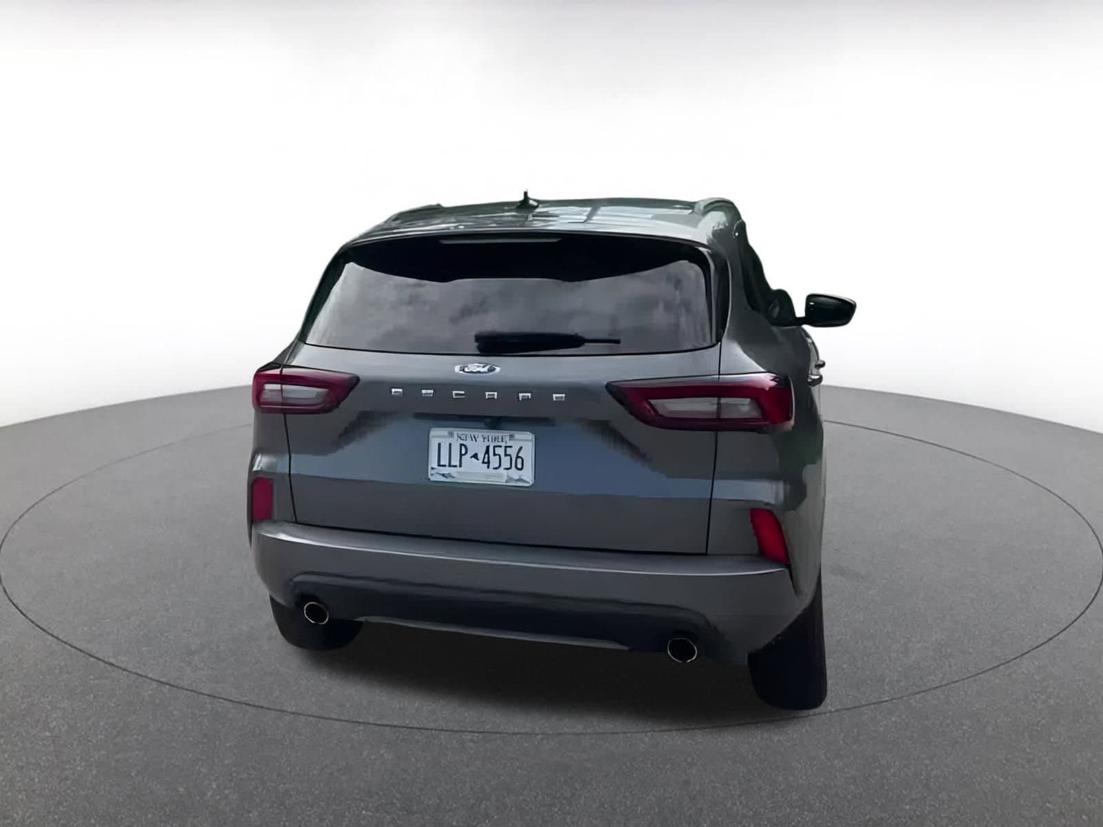 Thumbnail: 2024 Ford Escape - 11