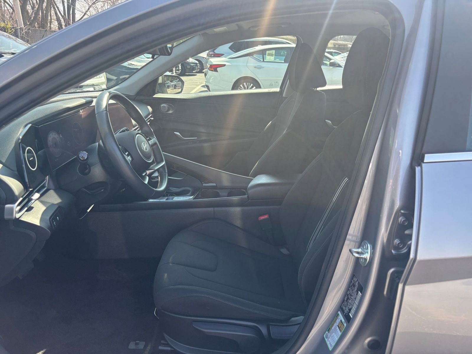 Thumbnail: 2025 Hyundai Elantra - 27