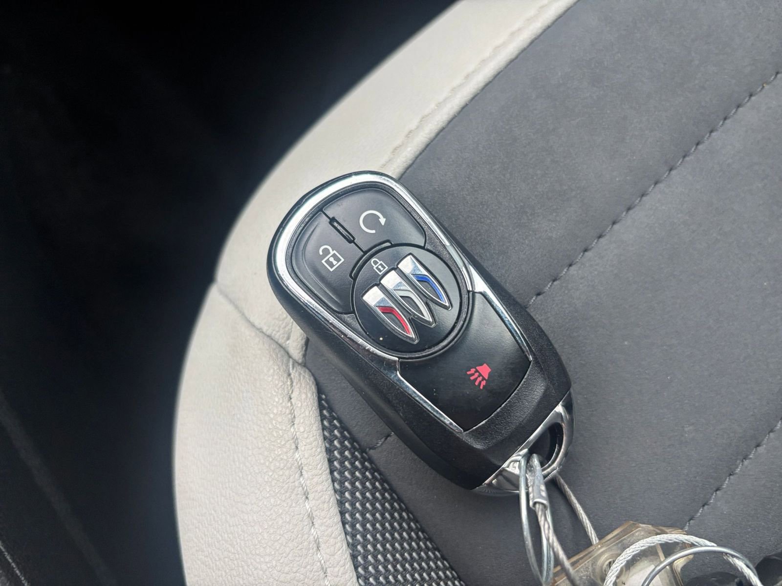 Thumbnail: 2025 Volkswagen Taos - 21