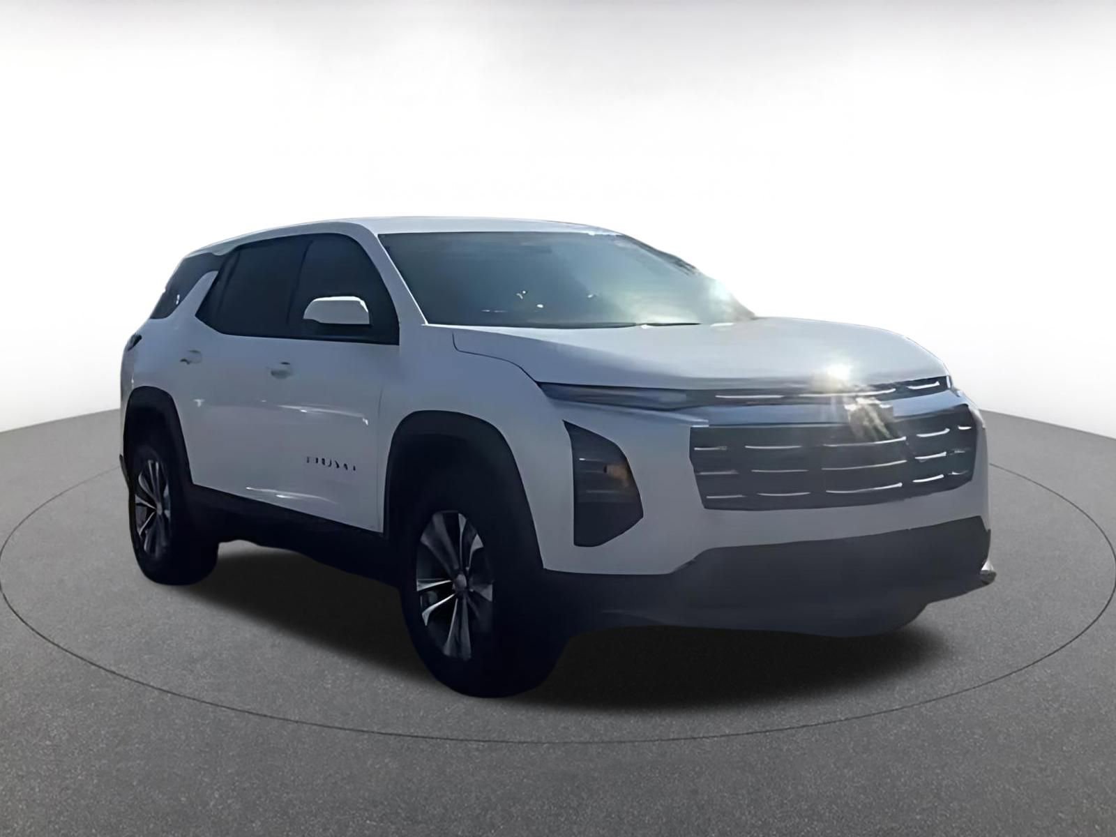 Thumbnail: 2025 Chevrolet Equinox - 3