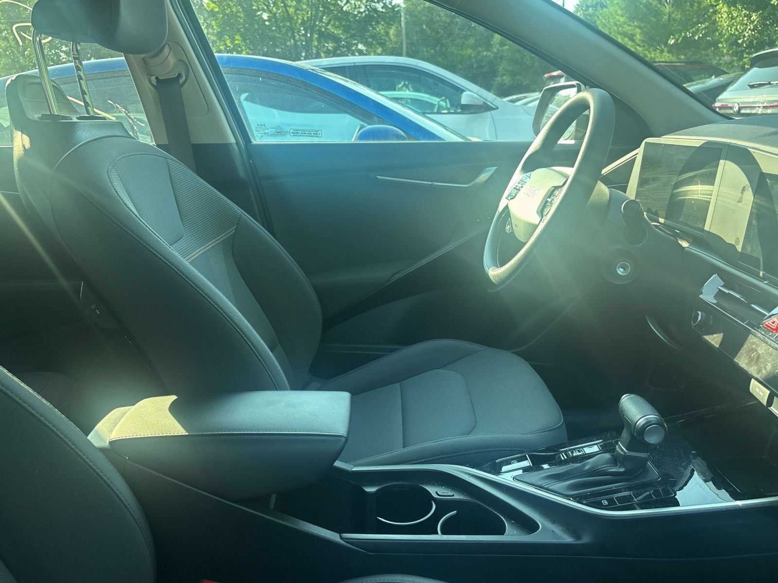 Thumbnail: 2026 Kia Niro - 8
