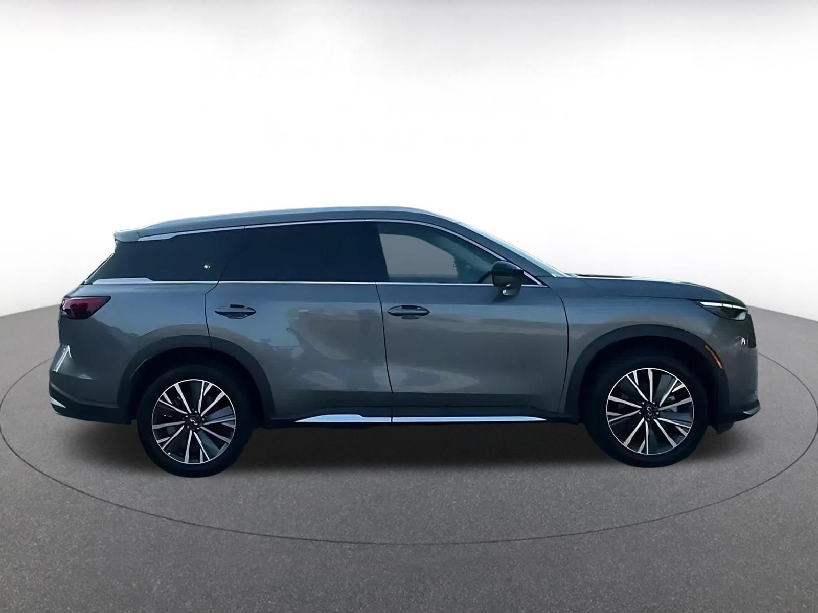 Thumbnail: 2026 INFINITI QX60 - 13