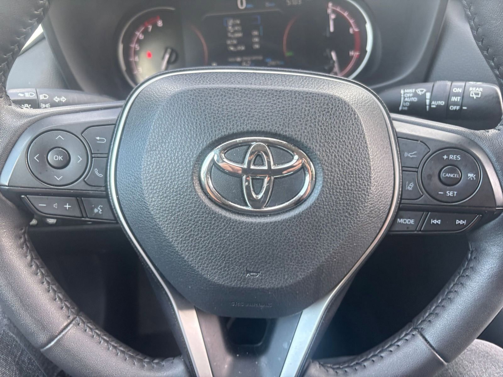 Thumbnail: 2025 Toyota RAV4 - 25