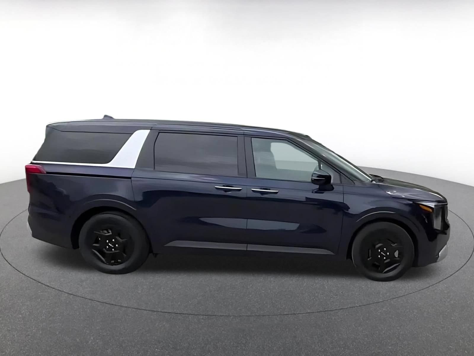 Thumbnail: 2026 Kia Carnival - 15