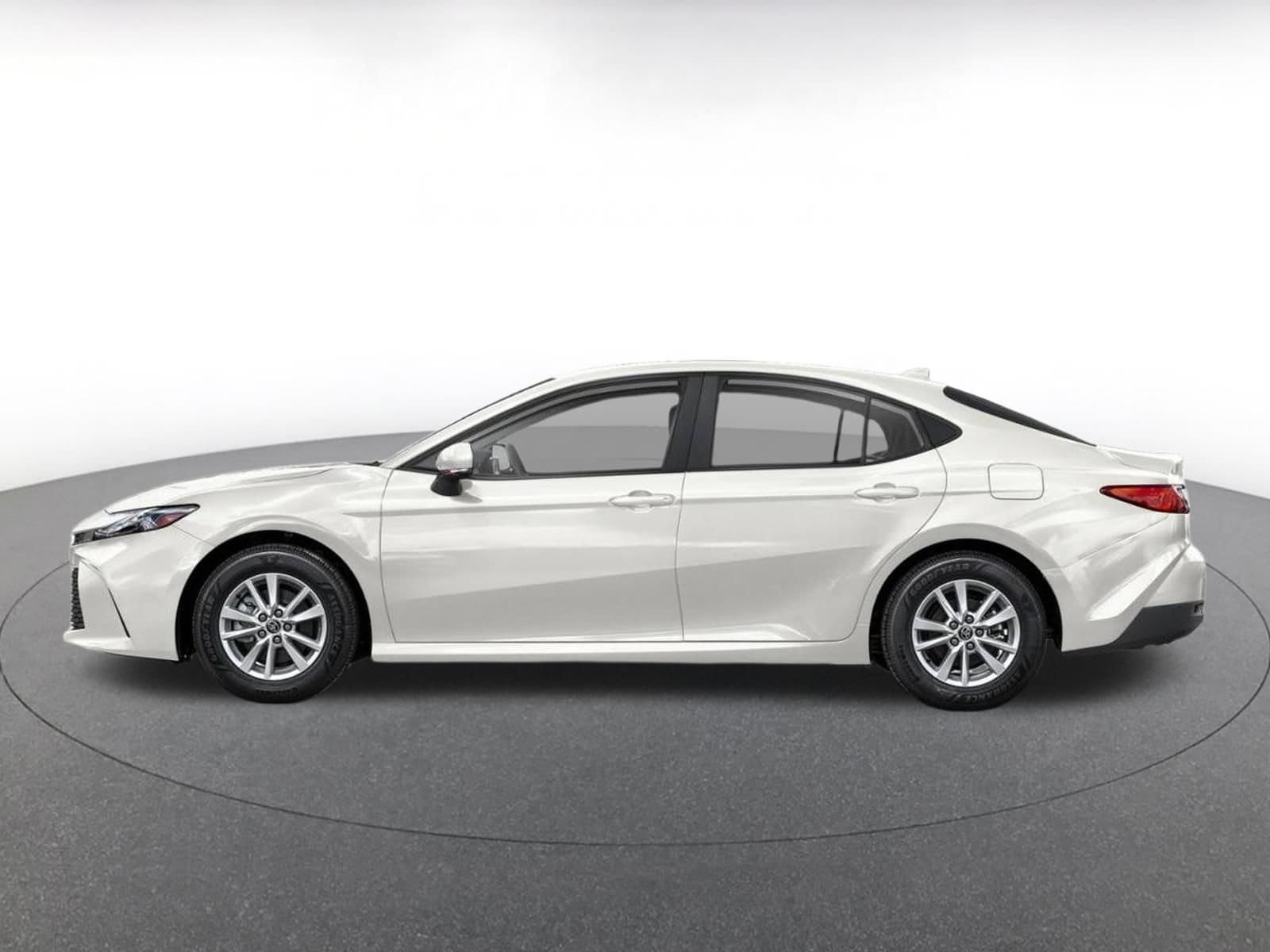Thumbnail: 2025 Toyota Camry - 3