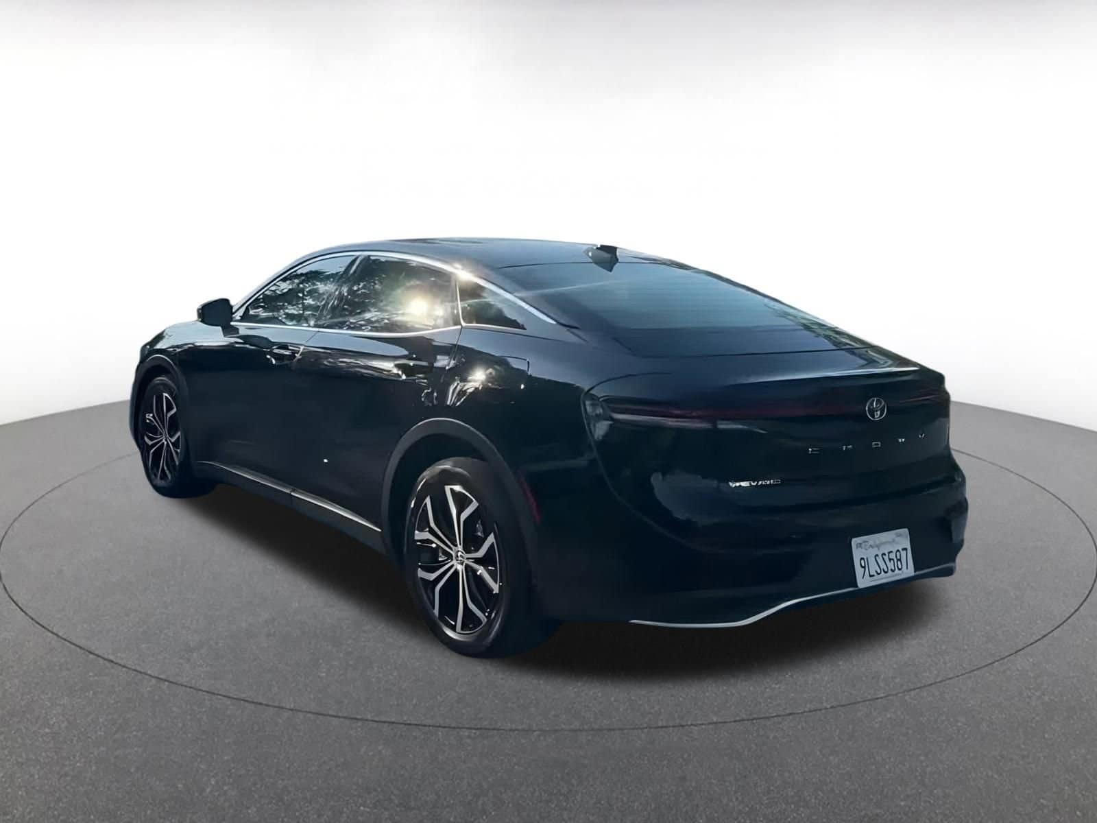 Thumbnail: 2024 Toyota Crown - 4