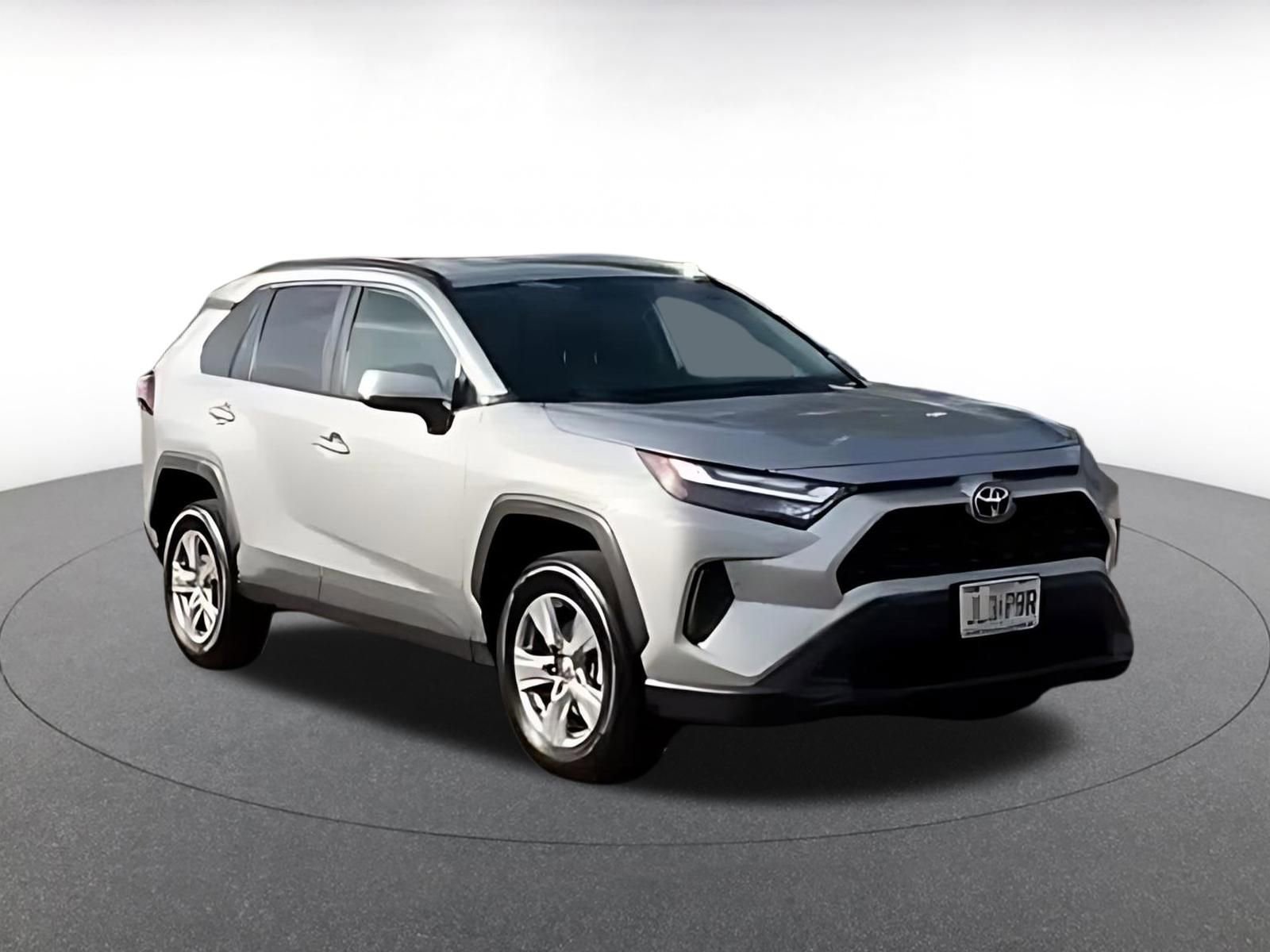 Thumbnail: 2025 Toyota RAV4 - 3