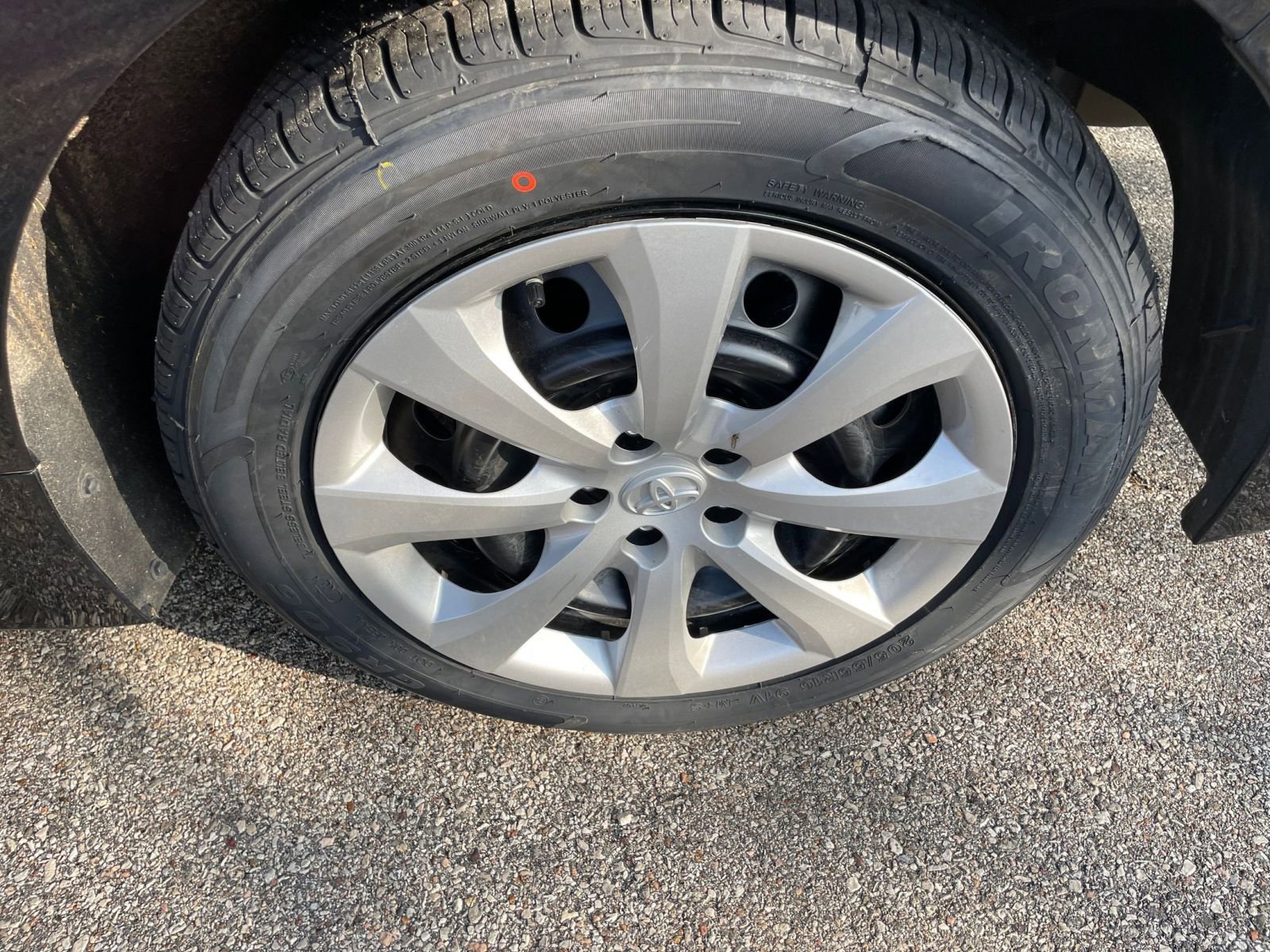 Thumbnail: 2025 Toyota Corolla - 28